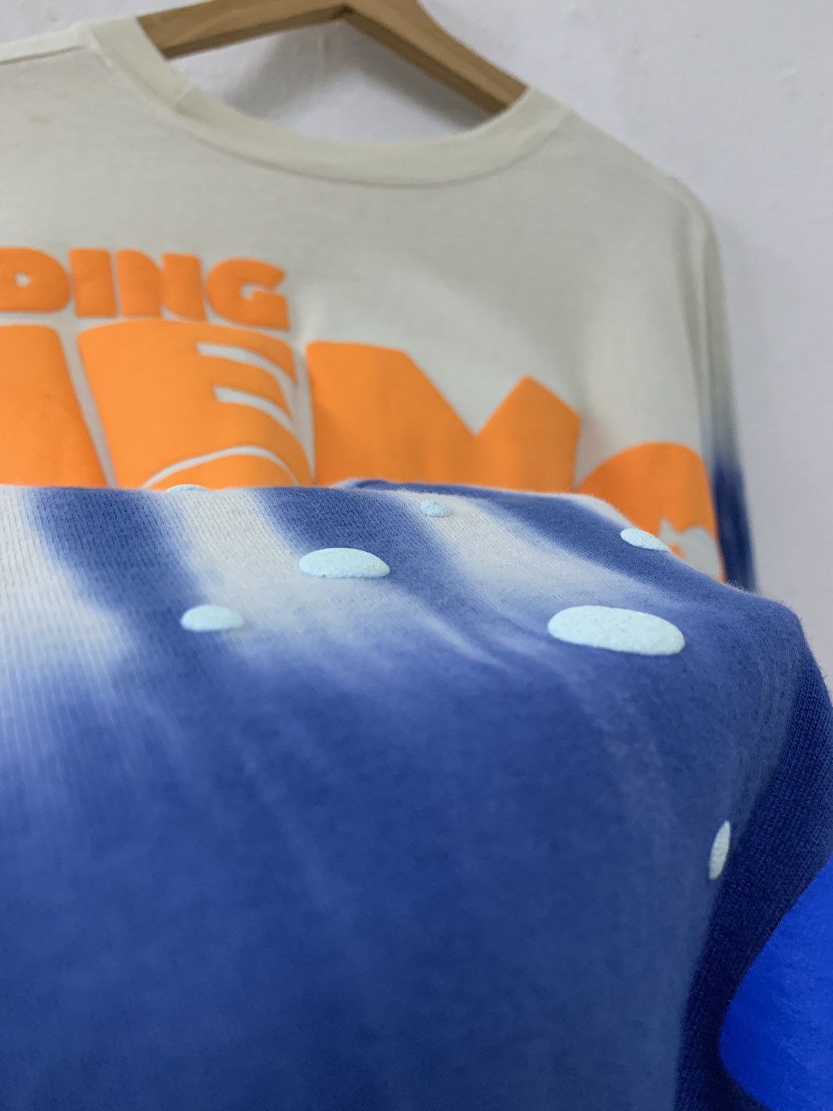 Disney Finding Nemo Tie Die Long Sleeve 2 Tone Oversize Size US XXL / EU 58 / 5 - 4 Thumbnail