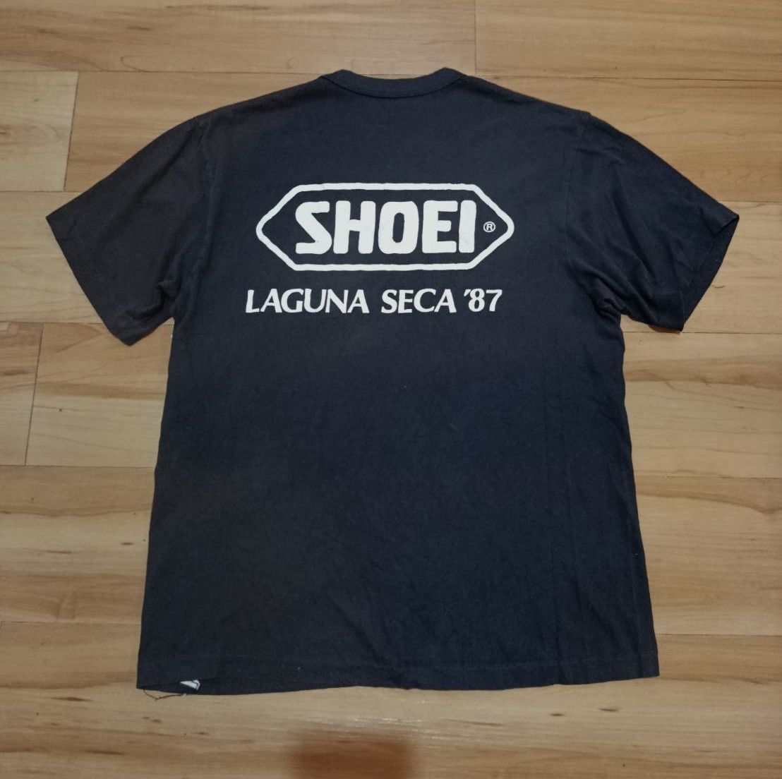 Gear for Sports Vintage shoei helmet laguna seca 1987 t-shirt Size US M / EU 48-50 / 2 - 2 Thumbnail
