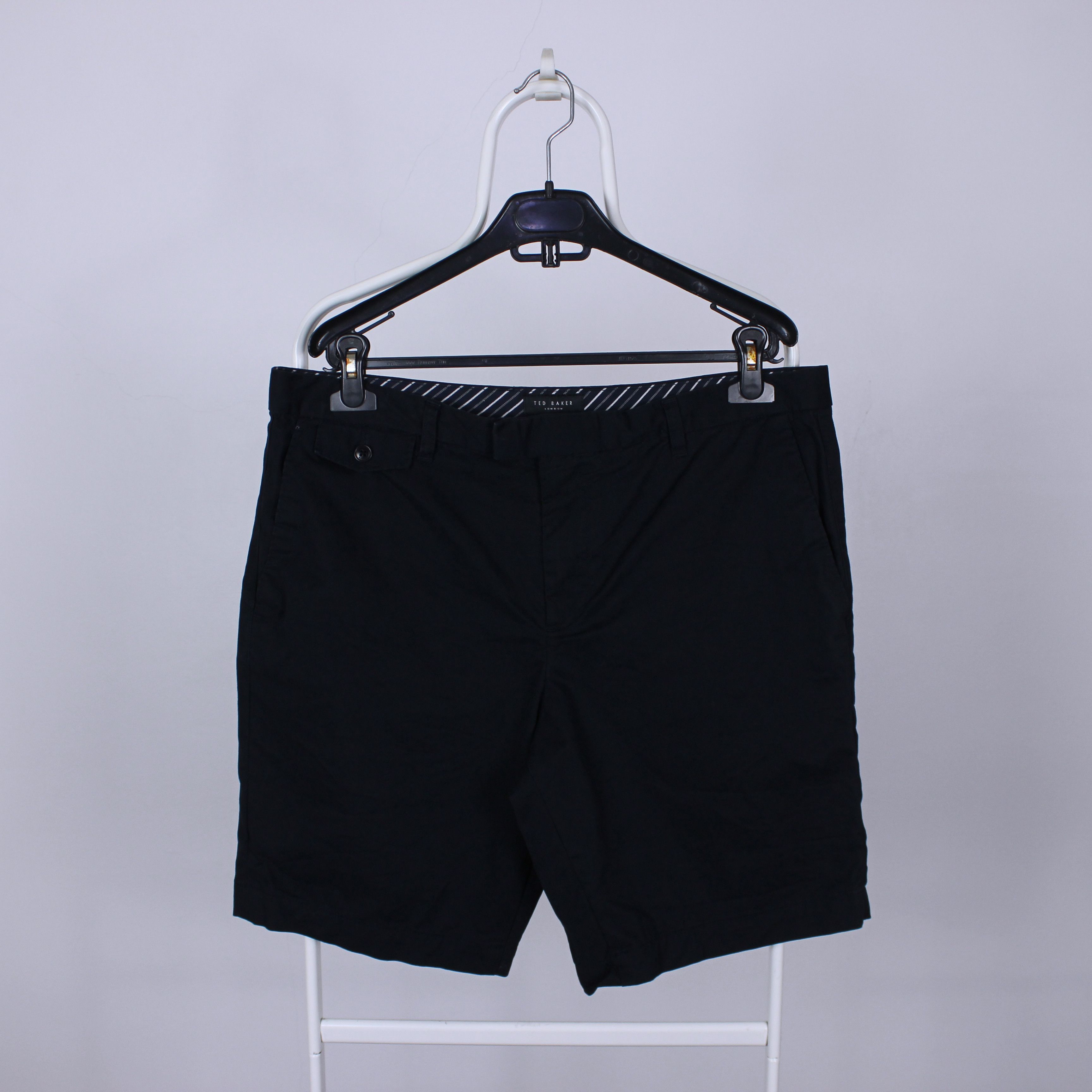 Ted Baker Ted Baker shorts men cotton navy blue 36R Size US 36 / EU 52 - 1 Thumbnail