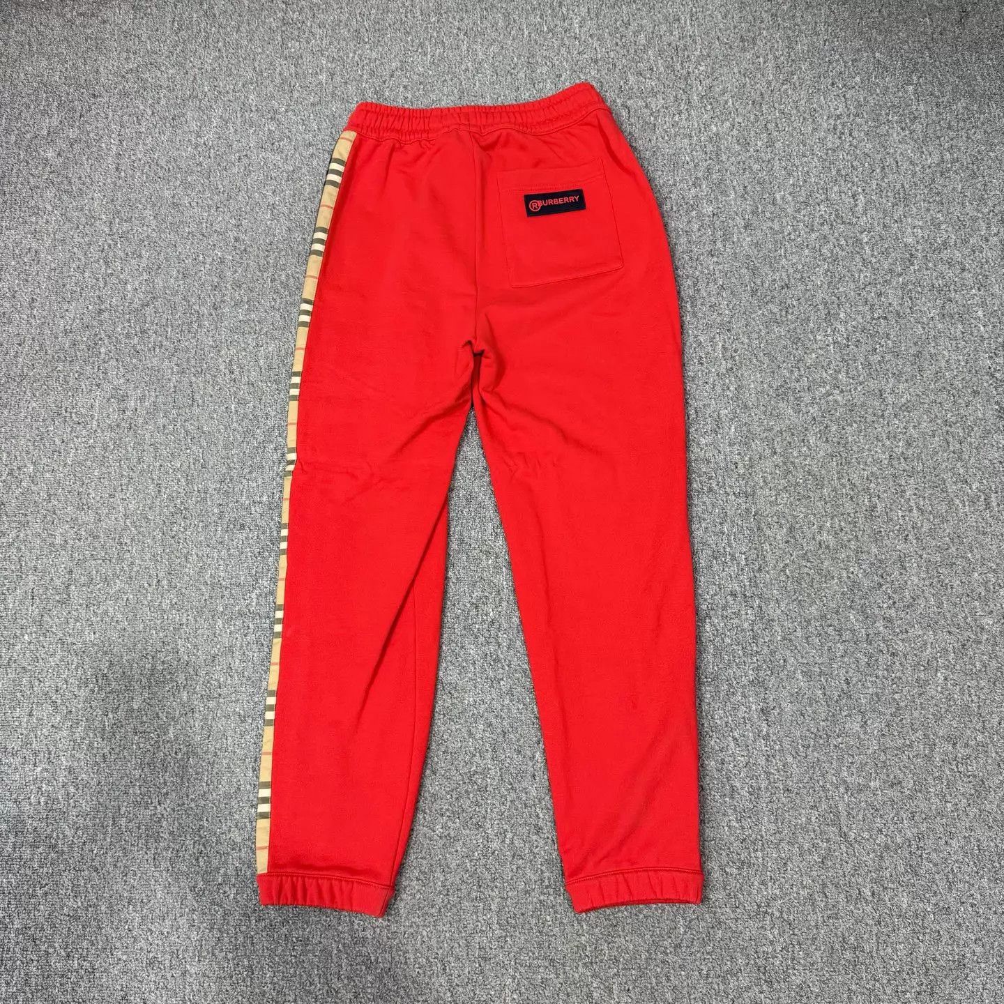 Burberry Burberry red side check sweatpants S 99 new Size 26" / US 2 / IT 38 - 2 Thumbnail