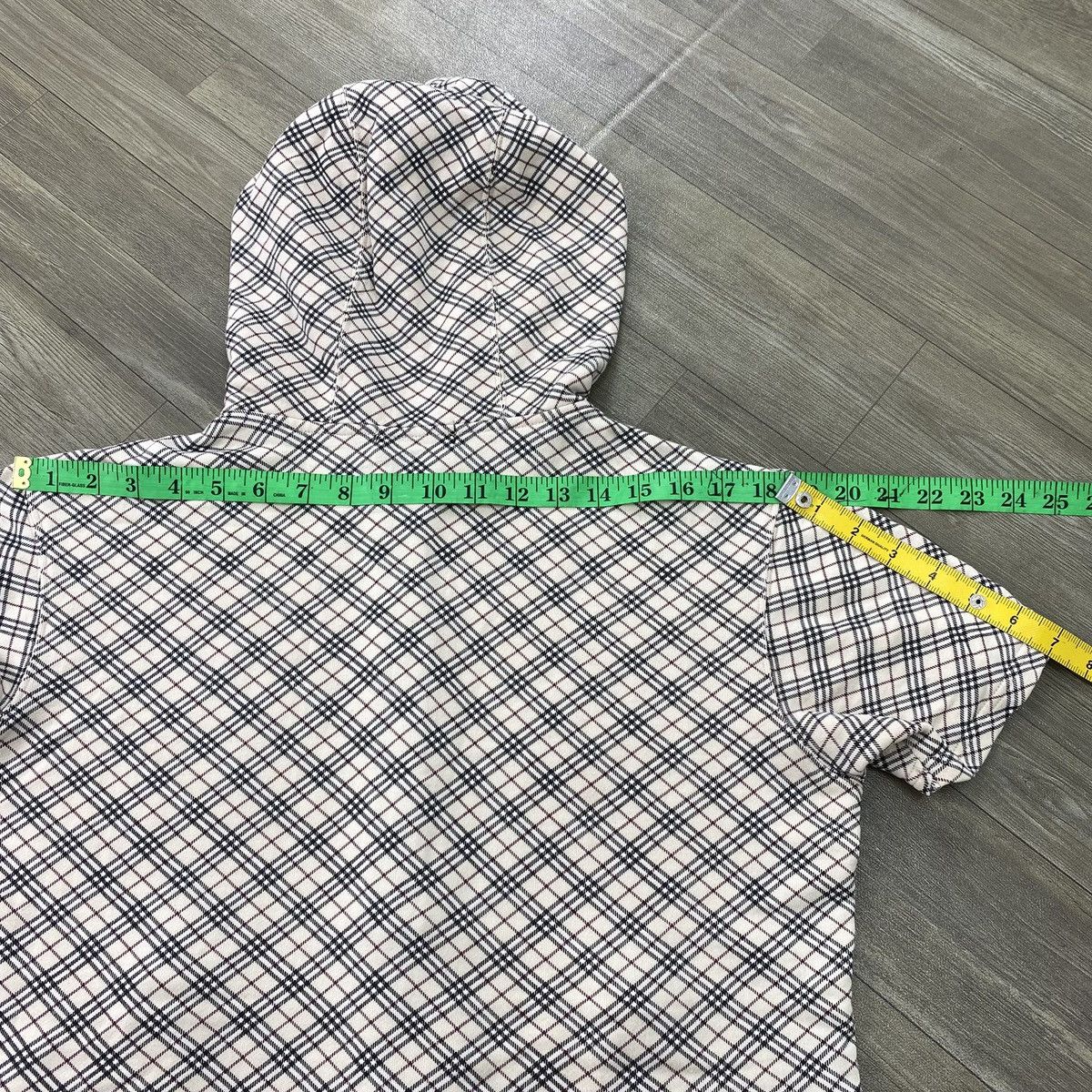 Burberry Burberry London Nova Check Plaid Short Zip Hoodie Luxury Size S / US 4 / IT 40 - 14 Thumbnail