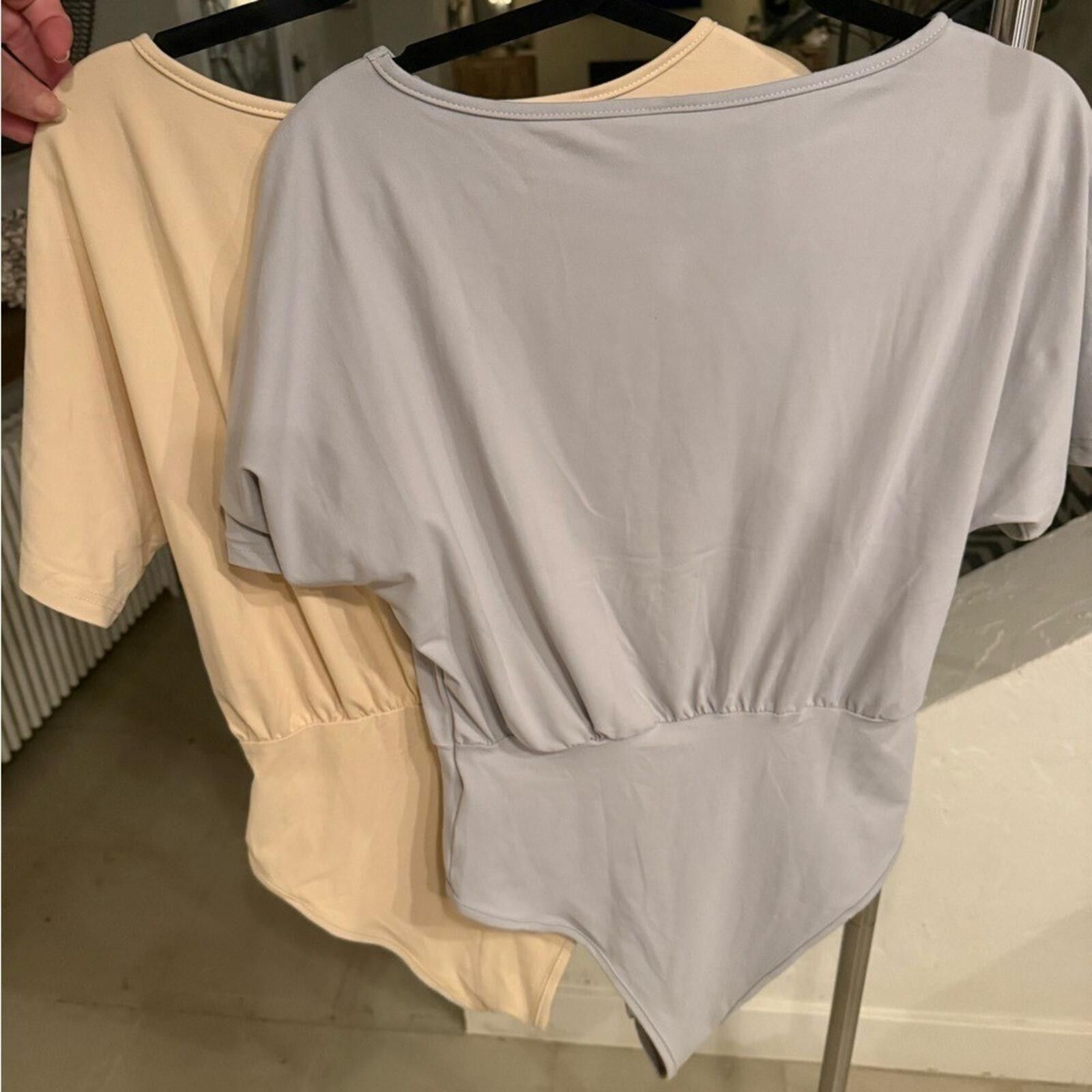 Other NWT SET Emery Rose Soft Stretch Bodysuit Vanilla & Gray M Size ONE SIZE - 4 Thumbnail