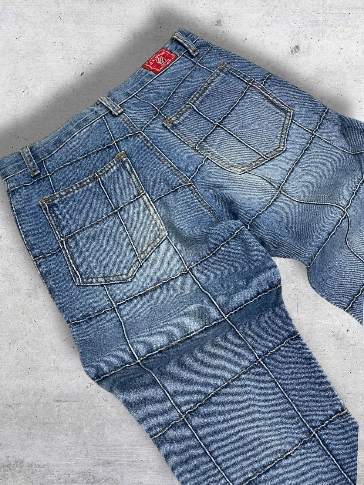 Japanese Brand VINTAGE NEW SPORTS USA 90S OG FLARED KINKY DISTRESSED DENIM Size US 27 - 15 Thumbnail