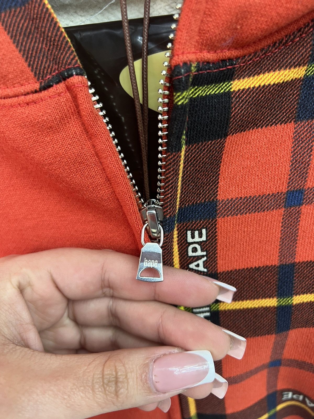 Bape Bape Red Plaid Shark FullZip Hoodie Size US M / EU 48-50 / 2 - 3 Thumbnail