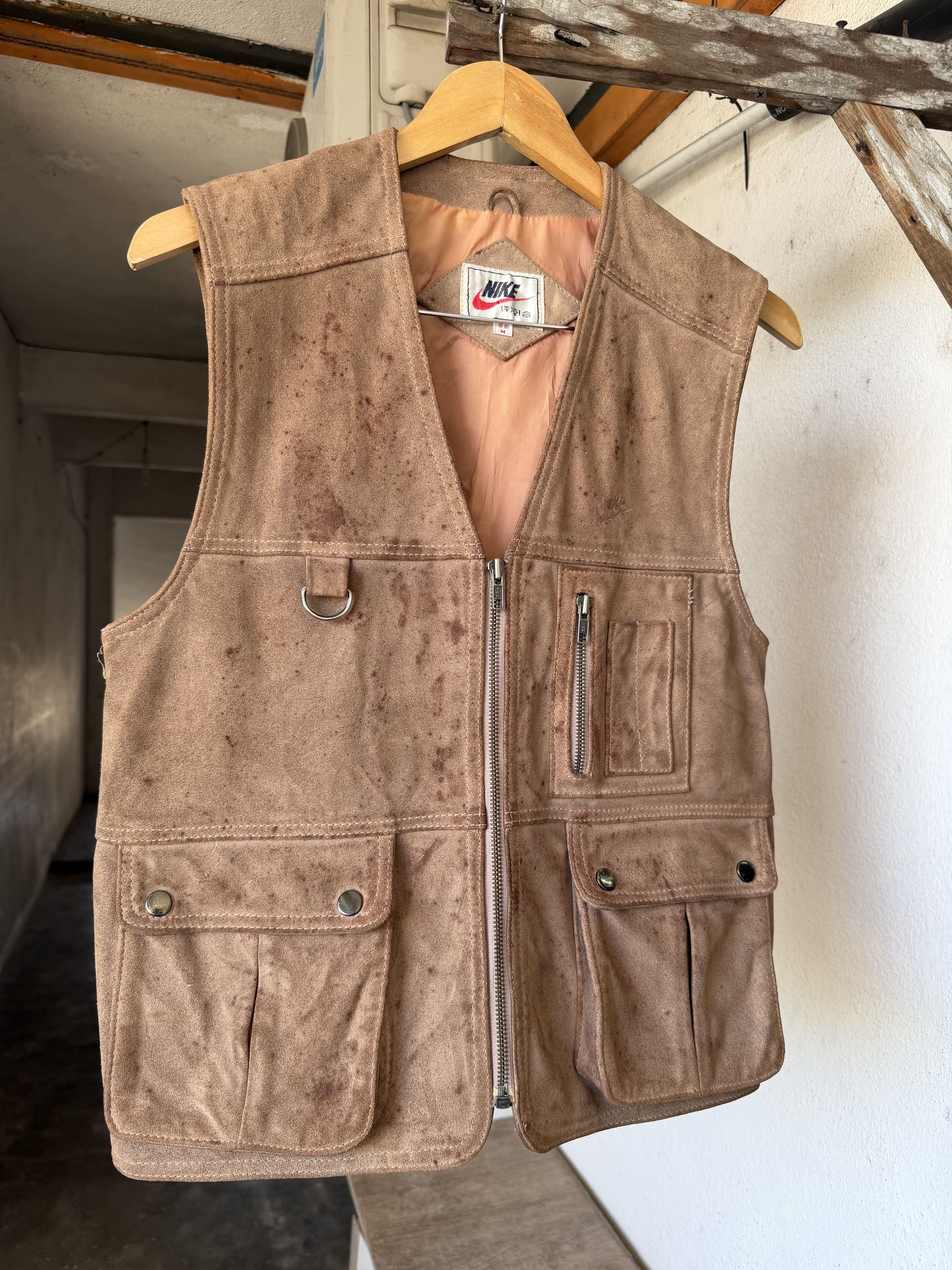Nike Very Rare❗️Vintage 90s Nike Suede Leather Vest Jacket Size US M / EU 48-50 / 2 - 4 Thumbnail
