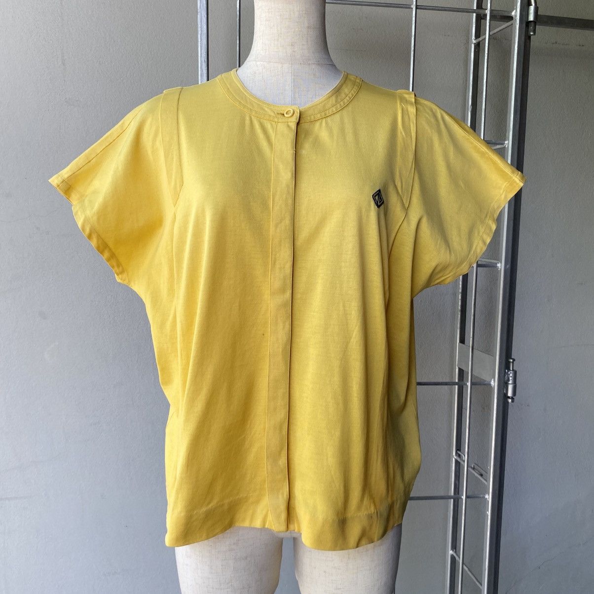 Dior Christian Dior Soft Yellow Buttoned Blouse Size M / US 6-8 / IT 42-44 - 10 Thumbnail