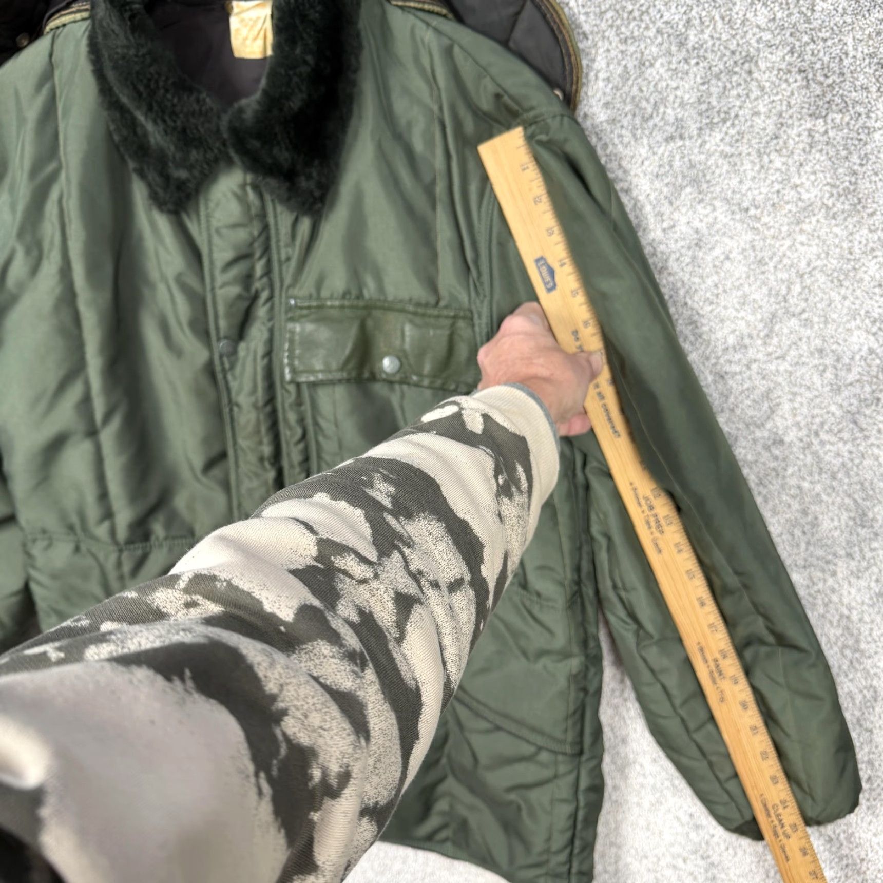 Refrigiwear VTG RefrigiWear Parka Coat Mens L Green 80s Insulated Hooded Workwear Gorpcore USA Parka Mens L Green 80s Size US L / EU 52-54 / 3 - 3 Thumbnail
