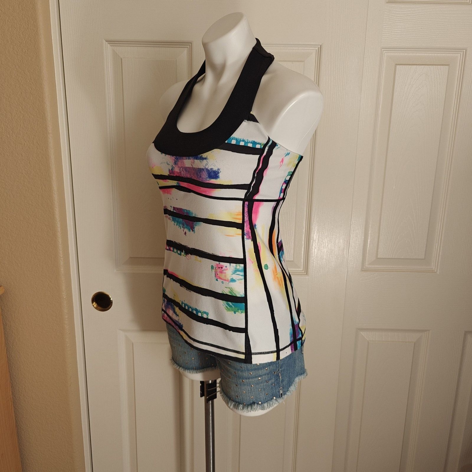 Lululemon Lululemon Scoop Neck Tie Dye Striped Tank sz 8 Size M / US 6-8 / IT 42-44 - 4 Thumbnail