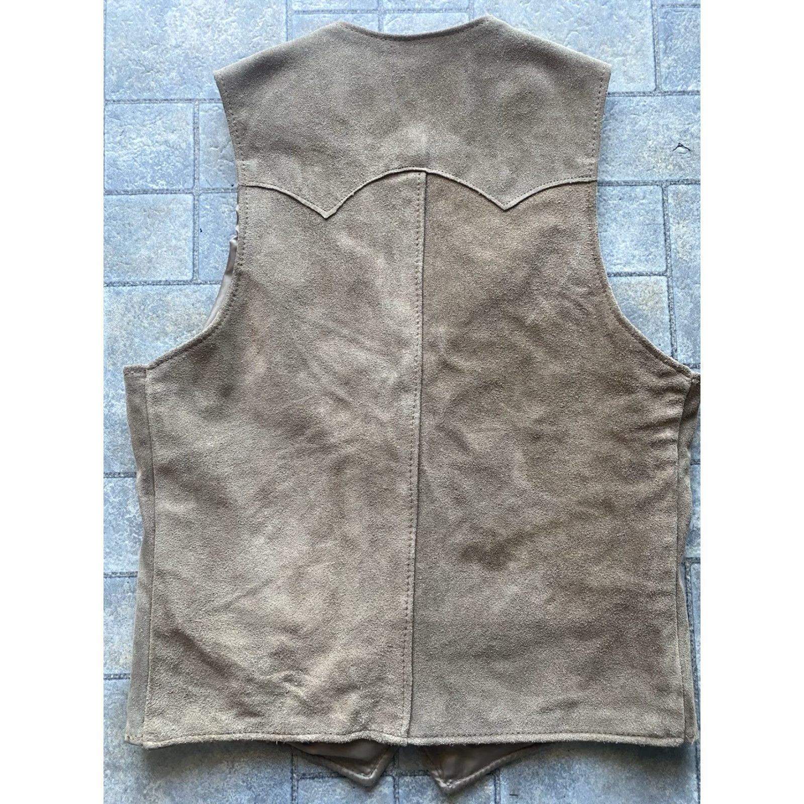 Schott VINTAGE Schott NYC Western Suede Vest Brown Men S Regular Made In USA Flaws Wear Vest Mens Brown Western Flaws Wear Size US S / EU 44-46 / 1 - 5 Thumbnail