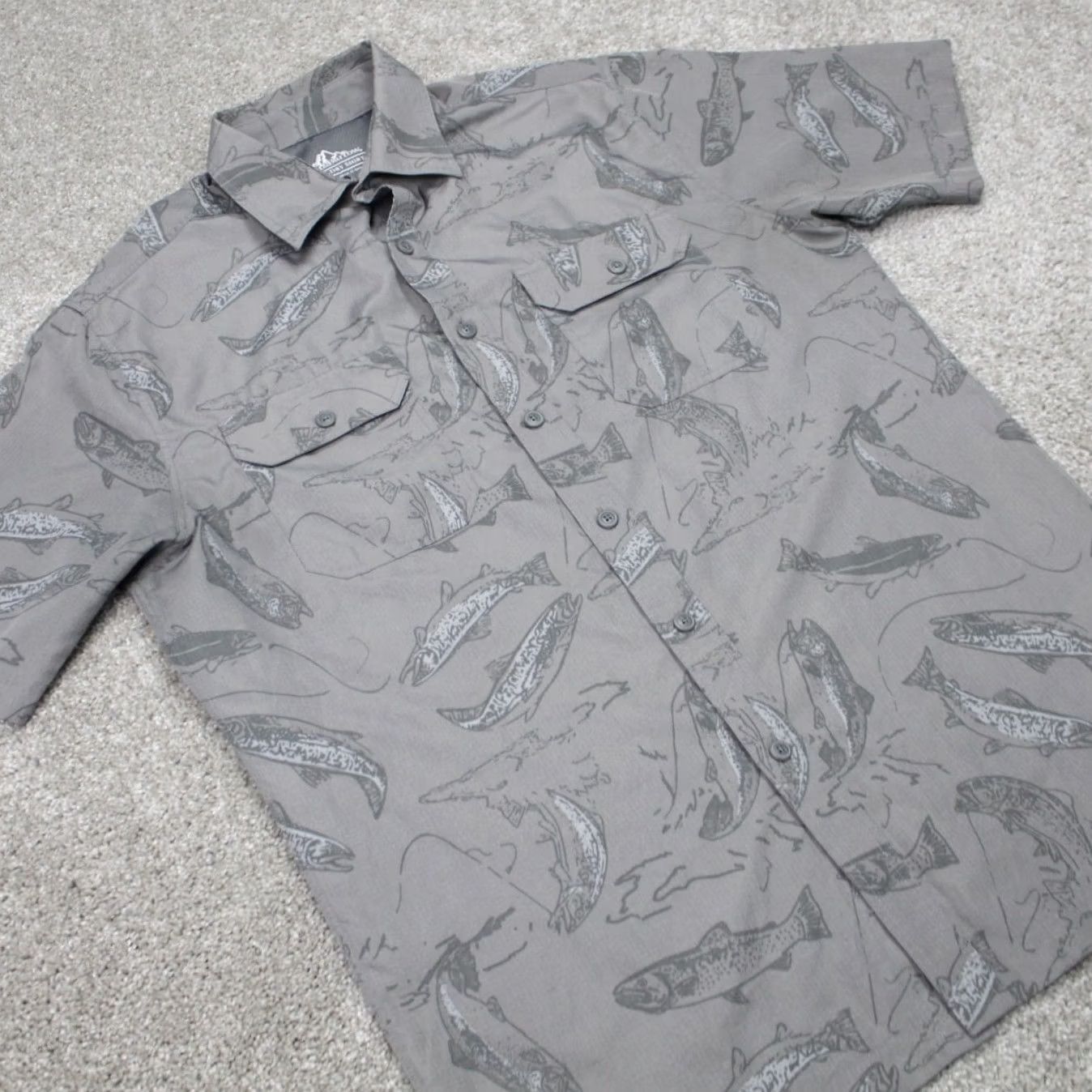 Croft & Barrow Croft & Barrow Quick Dry AOP Shirt Men S Gray Fish All Over Print S/S Button Up Shirt Size US S / EU 44-46 / 1 - 5 Thumbnail