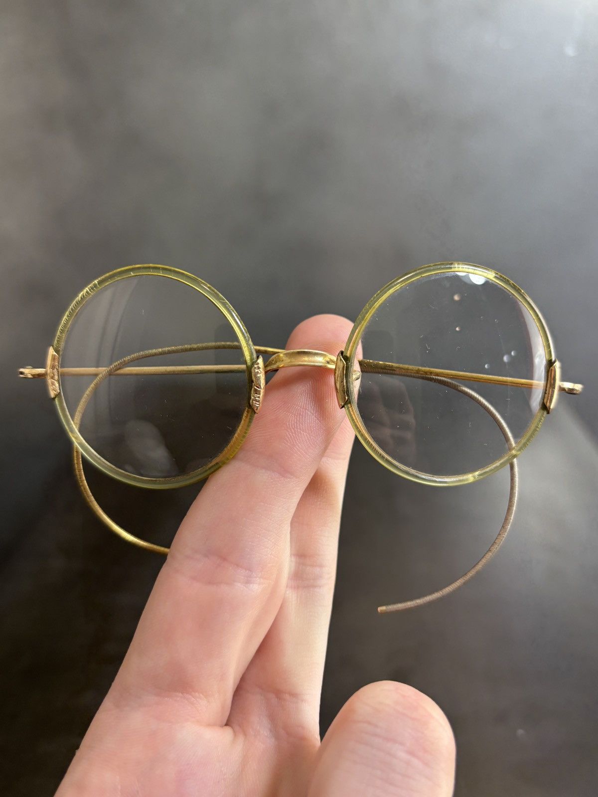 Shuron Antique Eyeglasses 1910s Shur-On Optical Gold F Round Frames Size ONE SIZE - 14 Thumbnail