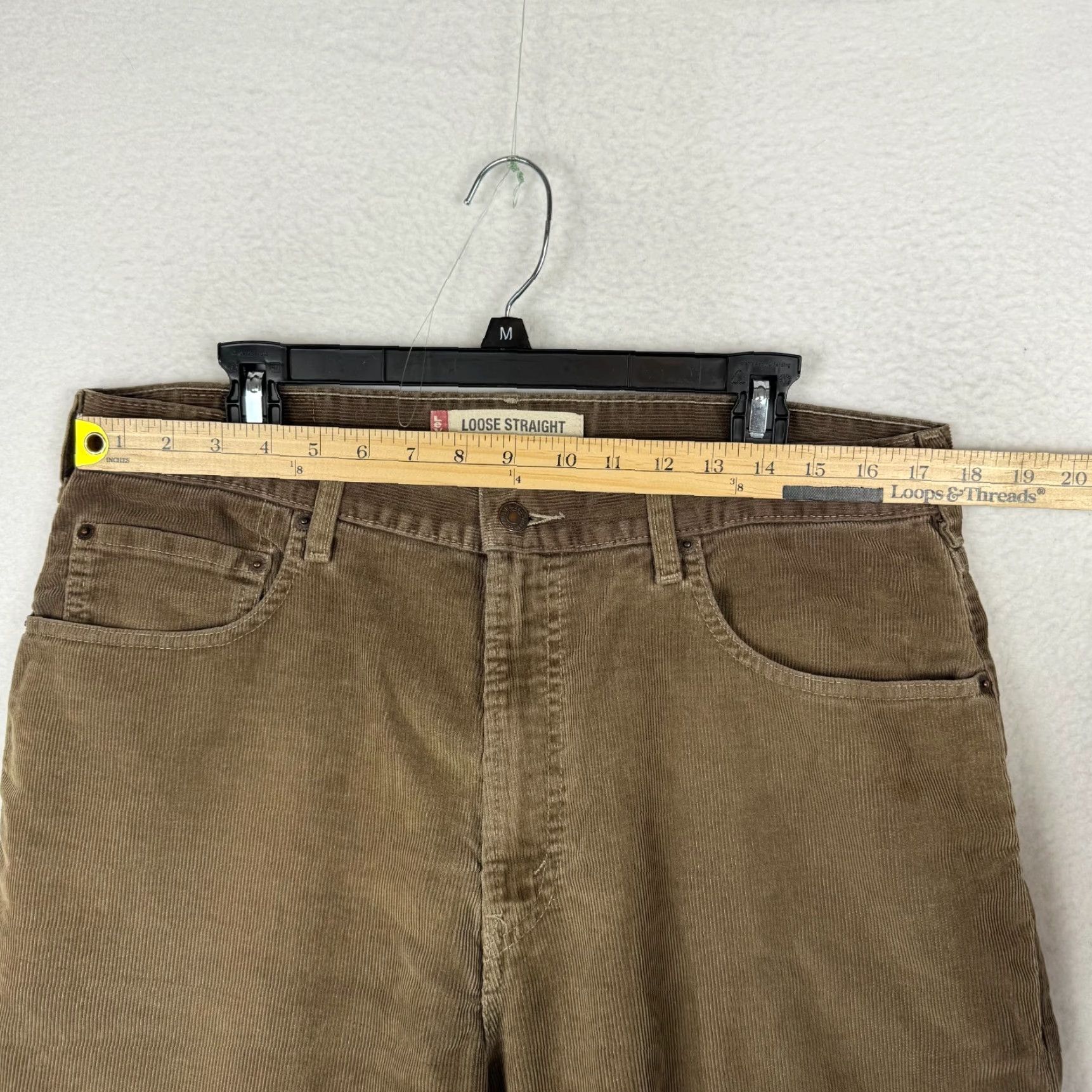 Levi's VINTAGE Levi's 569 Brown Corduroy Pants Mens 36x30 Relaxed Straight Fit Casual Khakis 5-Pocket Design Brown Corduroy Levi's 569 Mens 36 30 Size US 36 / EU 52 - 6 Thumbnail