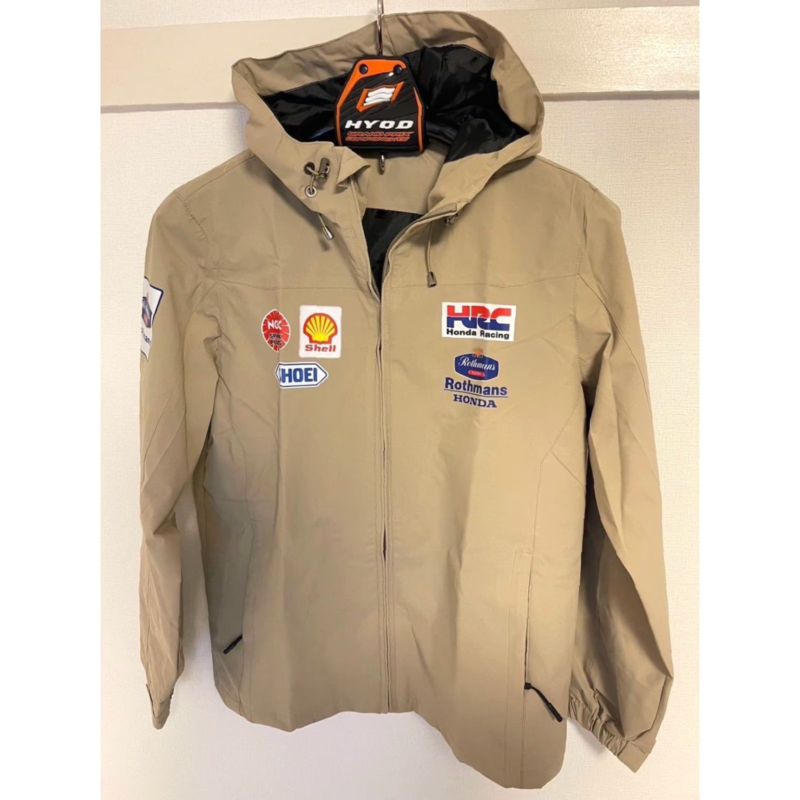 Honda HYOD Rothmans Honda Racing Jacket XL Beige Shell HRC MotoGP Team Windbreaker Zip Men Lightweight Water-Resistant Logo Size US XL / EU 56 / 4 - 2 Thumbnail