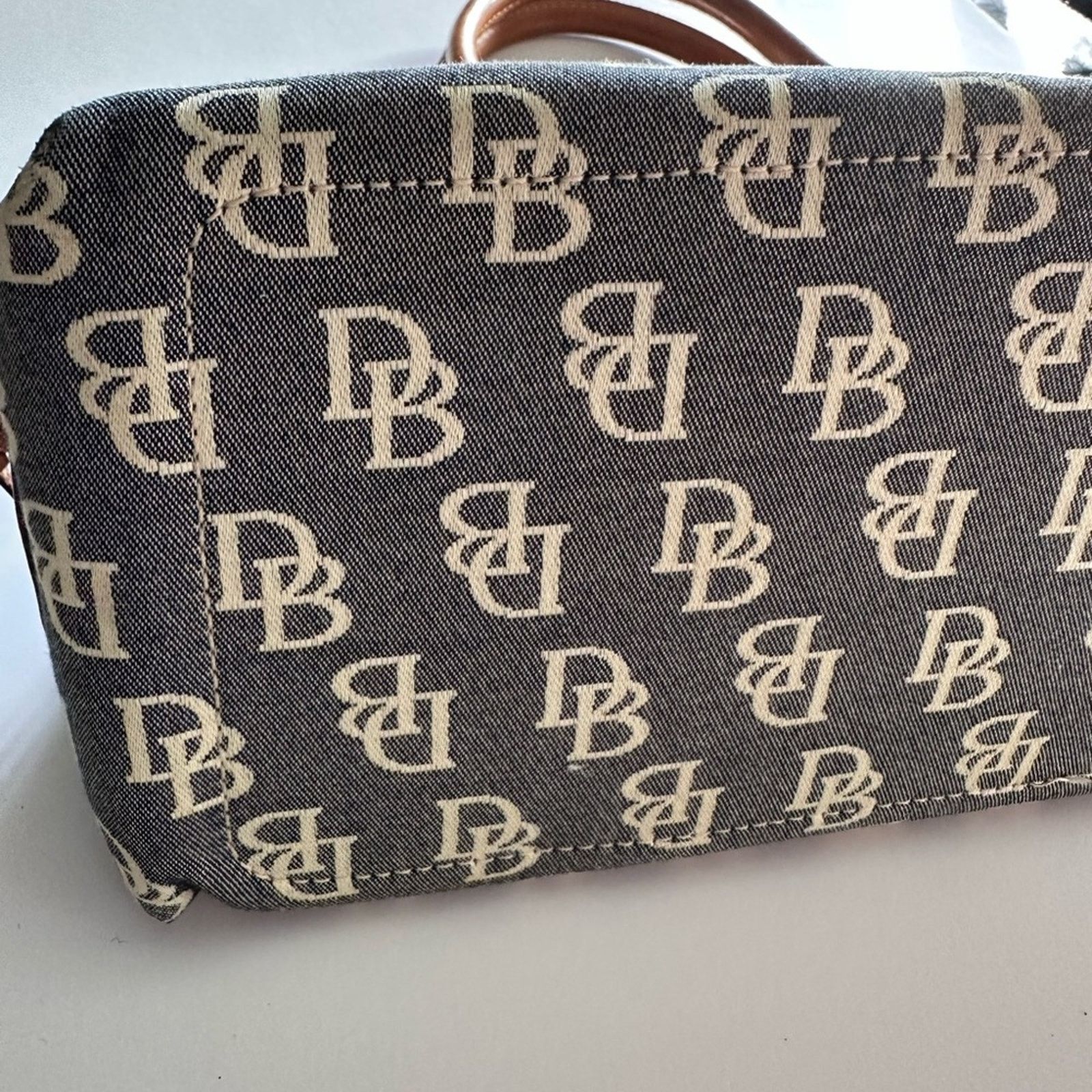 Dooney & Bourke Vintage Dooney & Bourke Authentic Tulip Tassel Tote Bag Size ONE SIZE - 4 Thumbnail