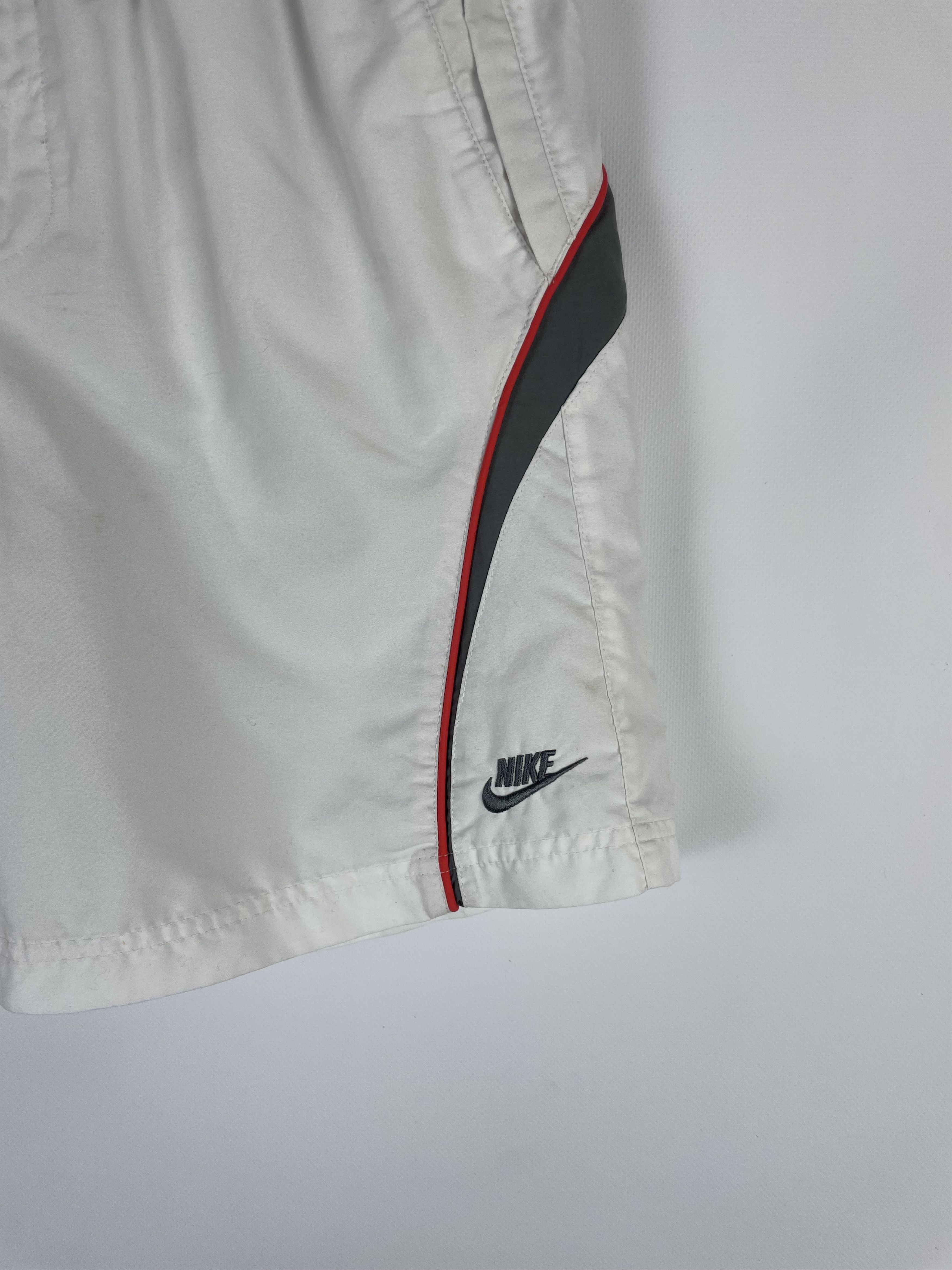 Nike Vintage 90’s Nike Shorts Size US 32 / EU 48 - 4 Thumbnail