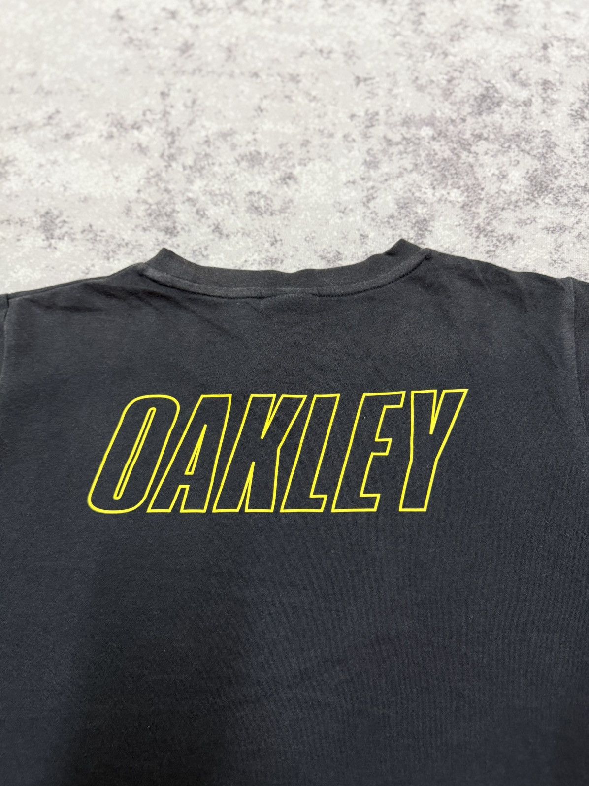 Oakley Oakley Center Logo Tshirt Youth Size XS / US 0-2 / IT 36-38 - 10 Thumbnail
