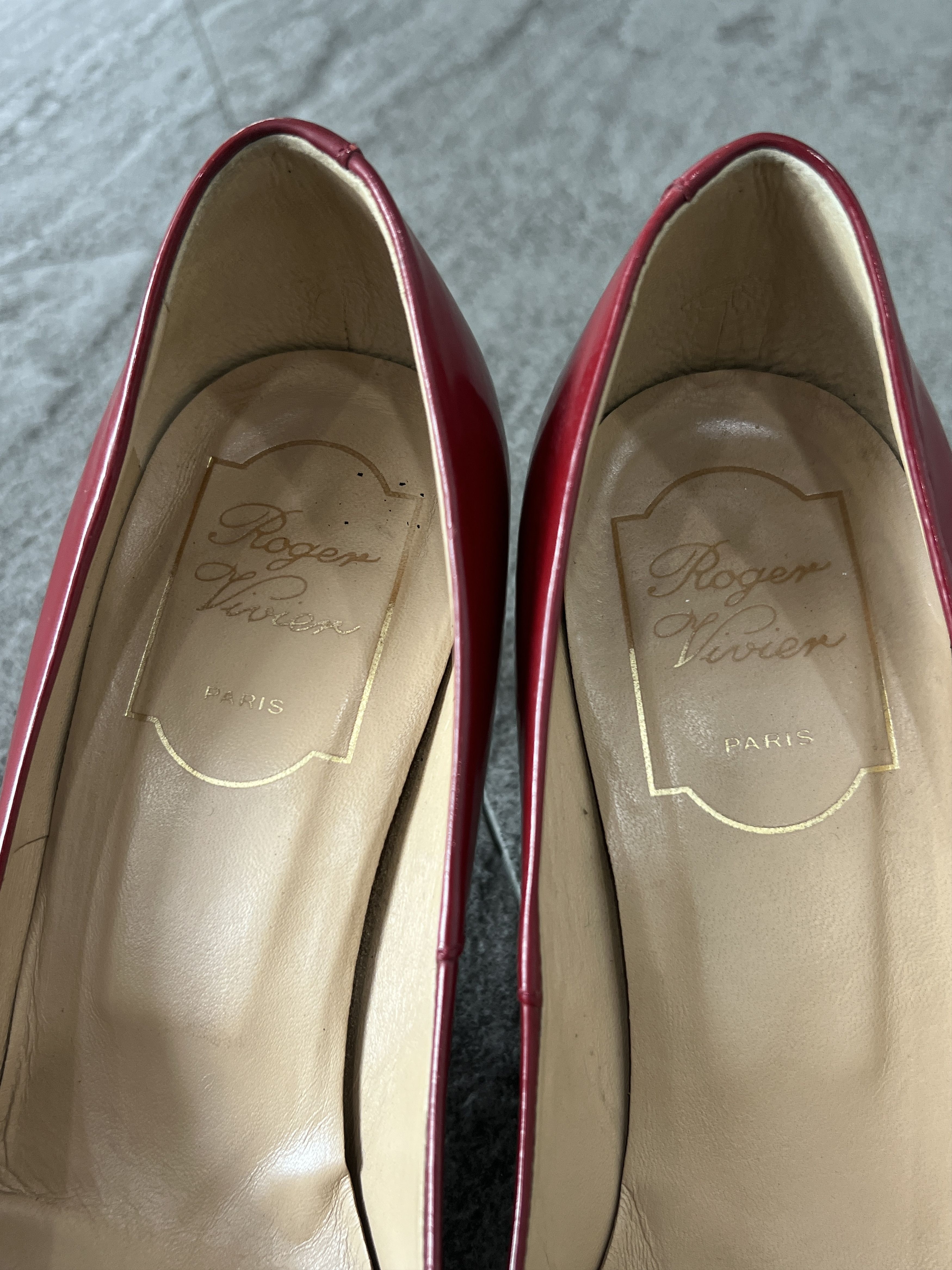 Roger Vivier Roger Vivier Red Patent Buckle Heels Pumps 36.5 Size US 6.5 / IT 36.5 - 10 Thumbnail