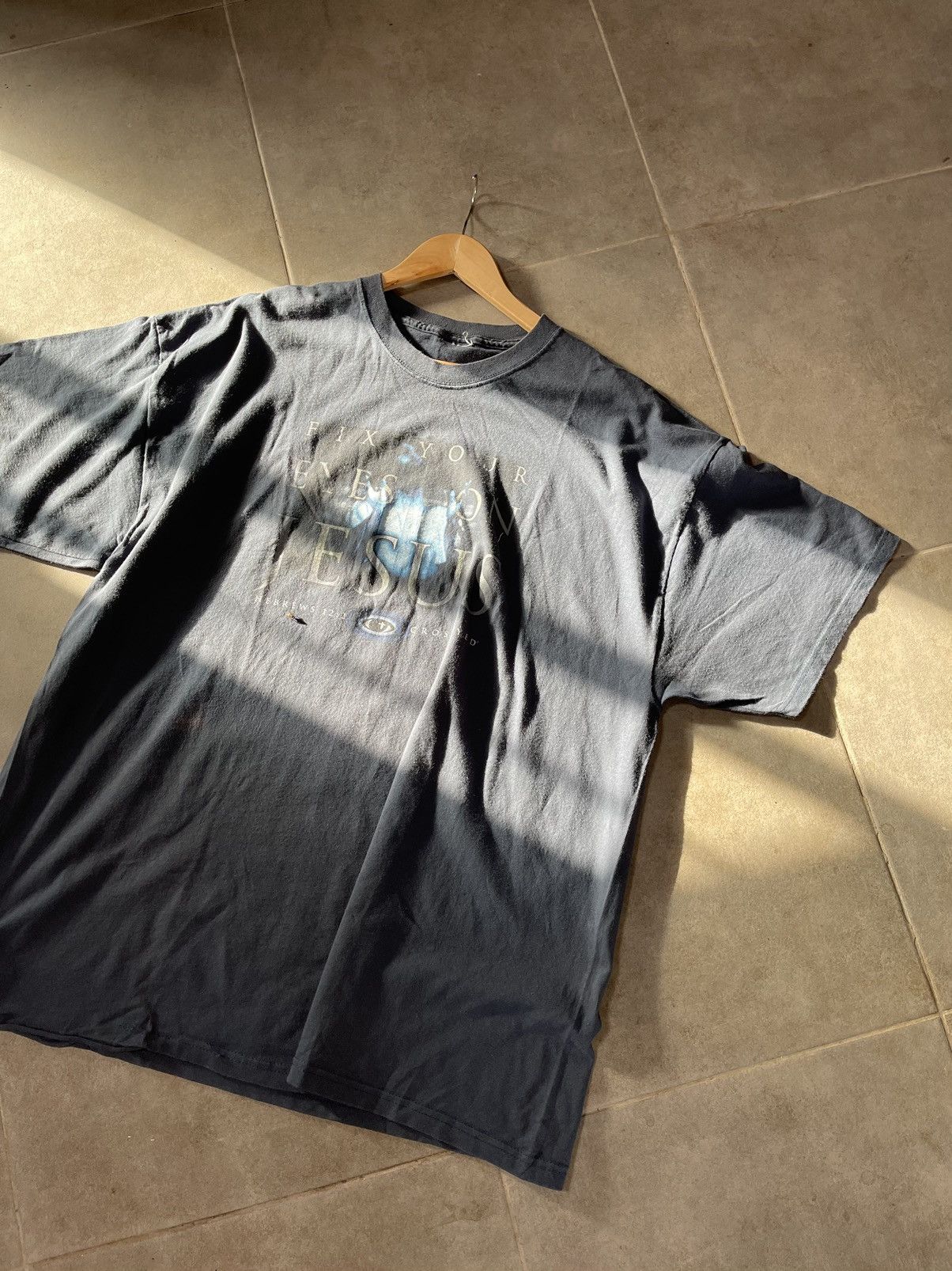 Band Tees 90’s Fix Your Eyes on Jesus Vintage t-shirt bible Kanye West Size US XL / EU 56 / 4 - 11 Thumbnail
