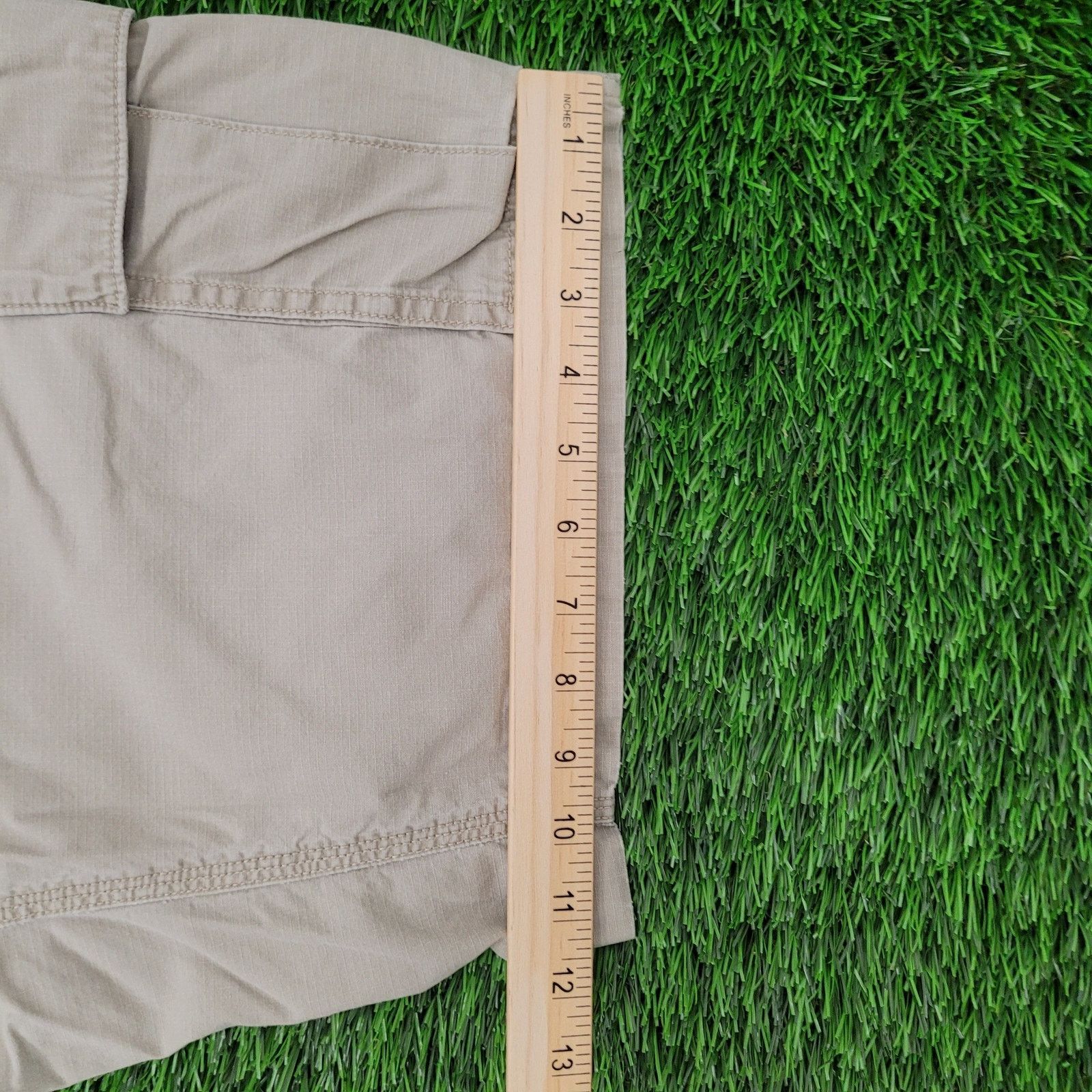 The North Face Vintage North-Face Cargo Shorts 36x9 Lined Khaki Beige Tan Size US 36 / EU 52 - 14 Thumbnail