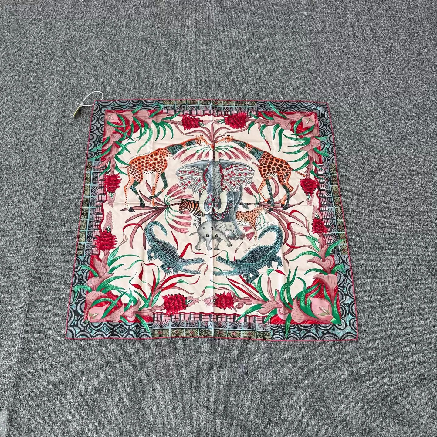 Hermes Hermes Zambezi Celeb Silk Scarf 99 New Animal Print Classic Size ONE SIZE - 1 Thumbnail