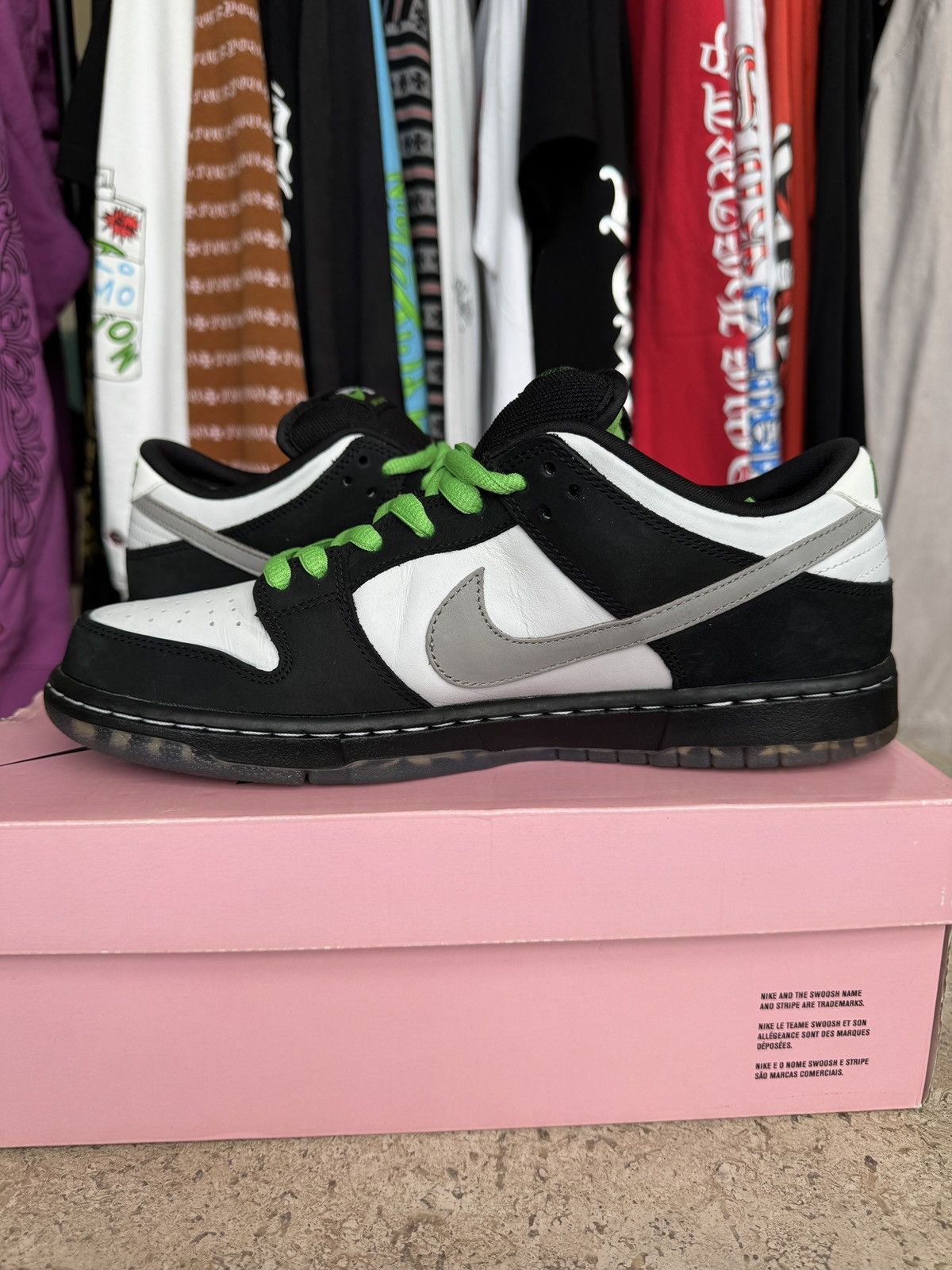 Nike SB Nike SB Dunk Low Staple Panda Pigeon Size US 10.5 / EU 43-44 - 3 Thumbnail