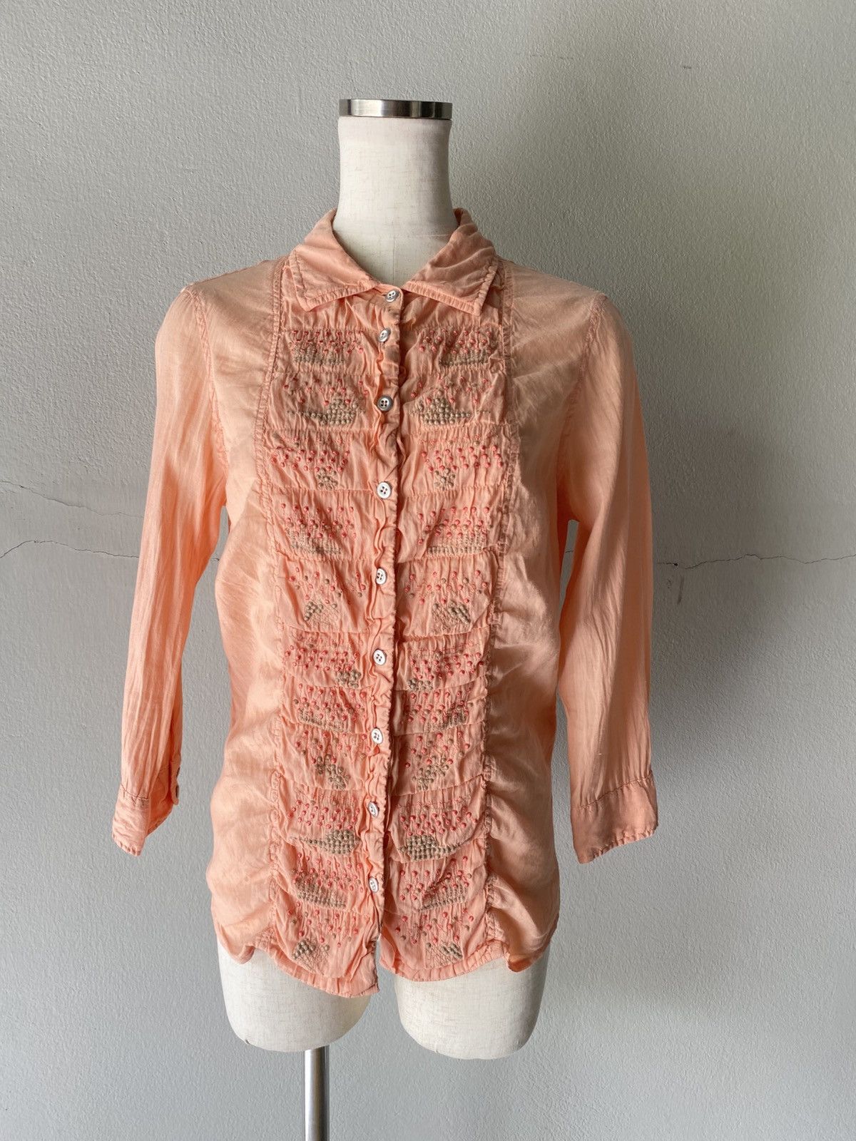 Marithe + Francois Girbaud MARITHE + FRANCOIS GIRBAUD Peach Ruffled Blouse Size M / US 6-8 / IT 42-44 - 1 Thumbnail