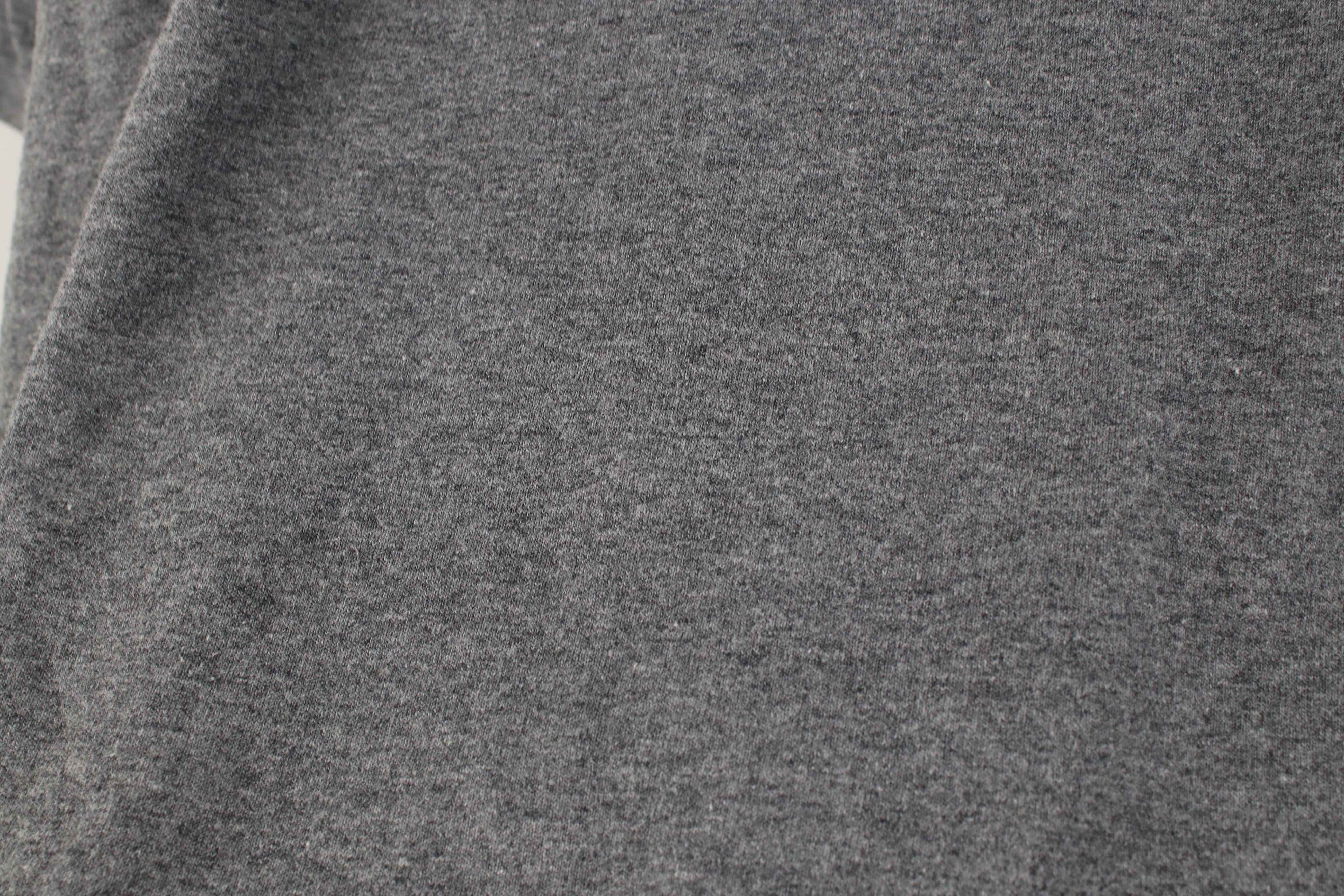 Vintage Vintage 90s Streetwear Short Sleeve V-Neck T-Shirt Gray USA Size US M / EU 48-50 / 2 - 7 Thumbnail
