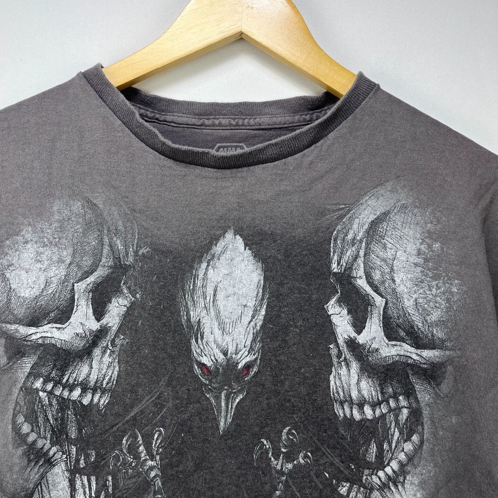 Vintage VINTAGE MMA Elite Shirt Mens XL Gray 90s Skull Alien Faded T Shirt Size US XL / EU 56 / 4 - 3 Thumbnail