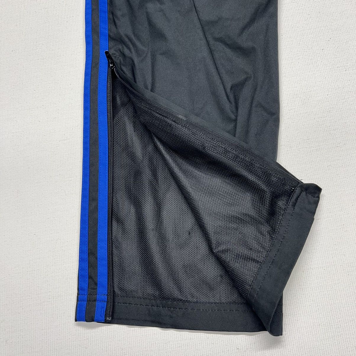 Adidas Adidas Track Pants Black Straight Blue Stripe Climalite Y2K Size US 30 / EU 46 - 13 Thumbnail