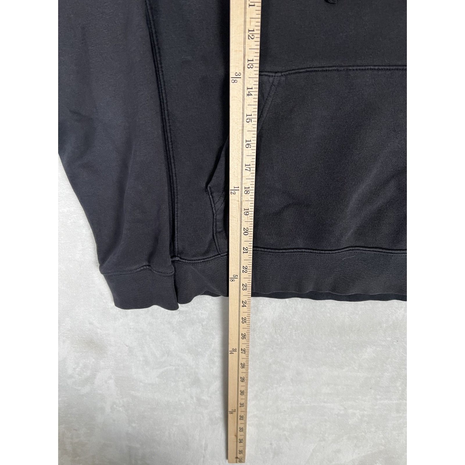 Nike Vintage Nike Black Pullover Hoodie Sweatshirt Size S Y2K Emb Size US S / EU 44-46 / 1 - 3 Thumbnail