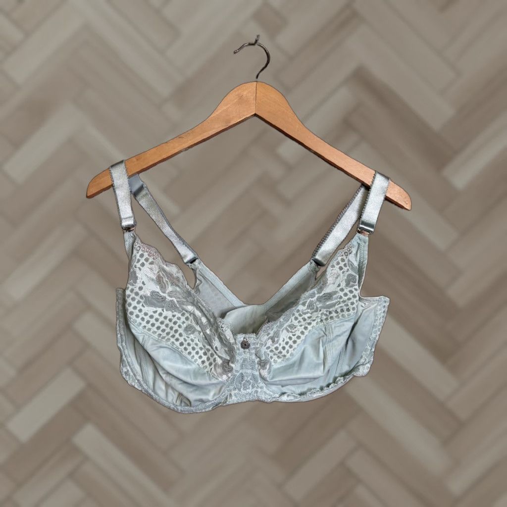 Vintage **Fantasie Reflect Bra Green Underwire Women's 38I Balconette** User: Fantasie Reflect Bra Green Underwire Women's 38I Balconette Size ONE SIZE - 1 Thumbnail