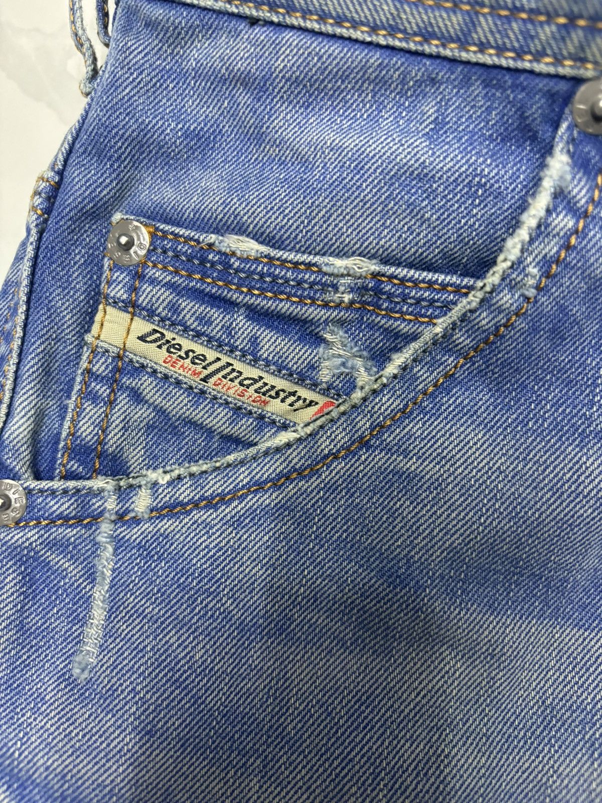 Diesel Vintage Diesel Blue Distressed Denim Jeans Size US 30 / EU 46 - 14 Thumbnail