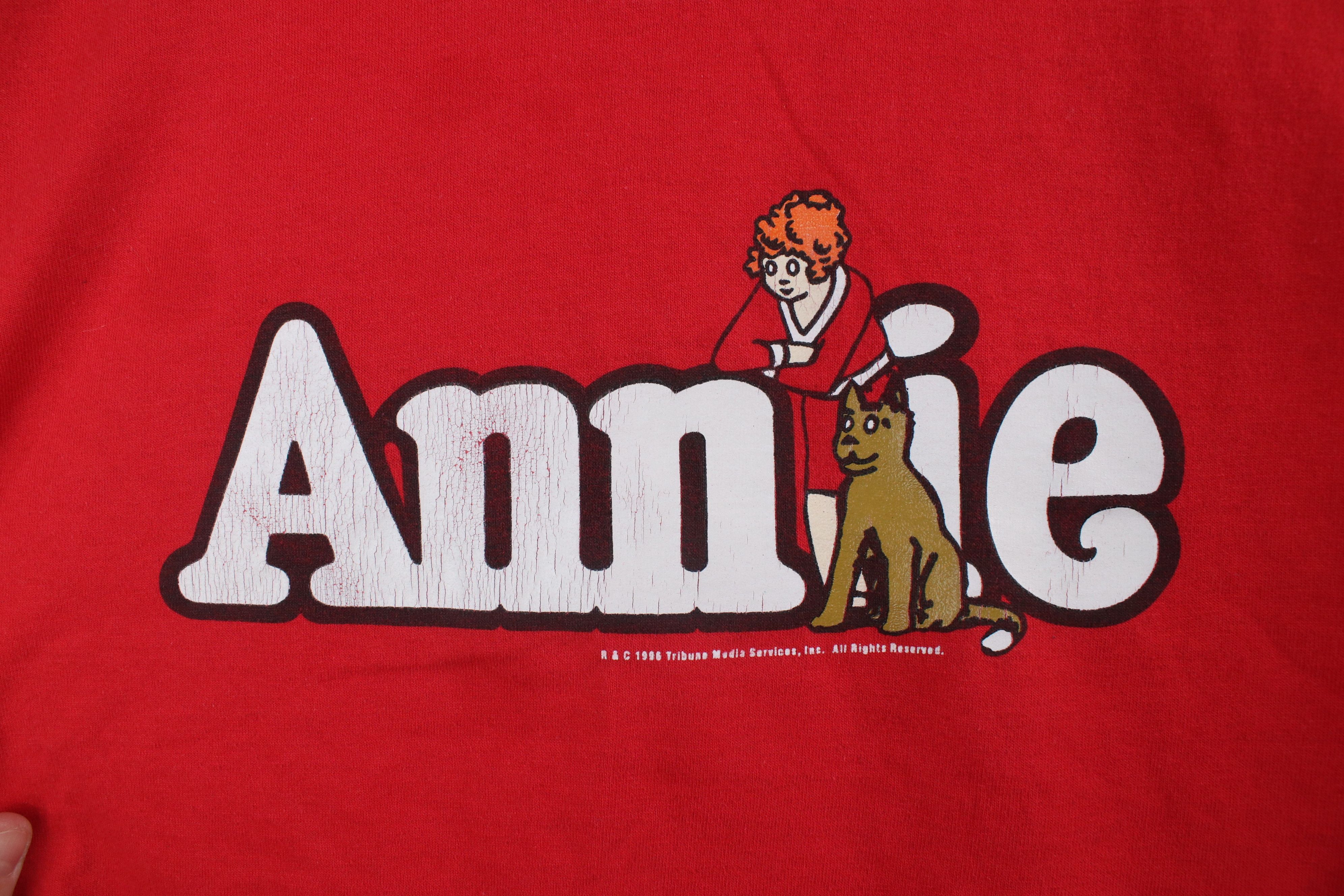 Vintage Vintage 90s Spell Out Annie Musical Play Cropped T-Shirt Red Size S / US 4 / IT 40 - 4 Thumbnail