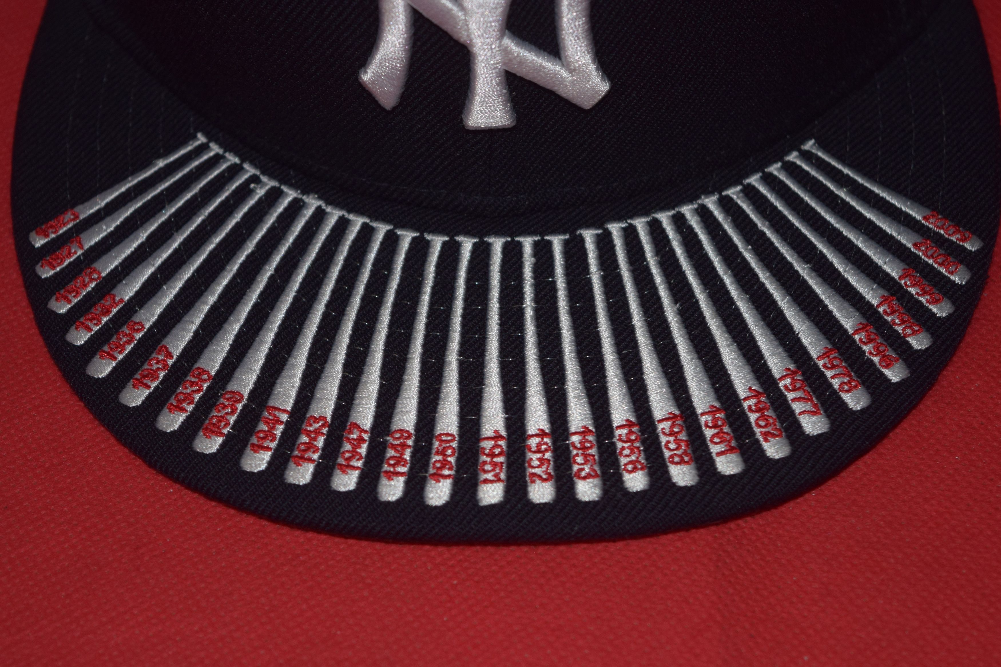 New Era Spike Lee X New Era Yankees Bats on Visor Fitted Hat 59Fifty Size ONE SIZE - 2 Thumbnail