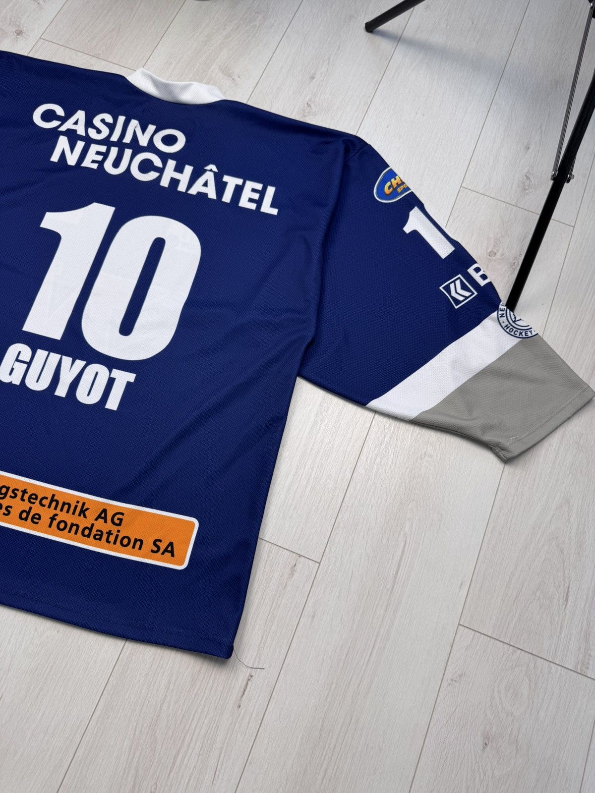 NHL Vintage Neuchatel Hockey Jersey #10 GUYOT Size US XL / EU 56 / 4 - 15 Thumbnail