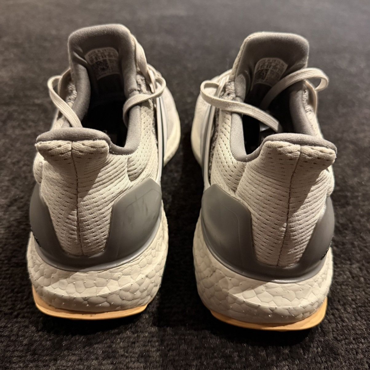 Adidas Adidas gray and black ultra boost Size US 10 / EU 43 - 5 Thumbnail