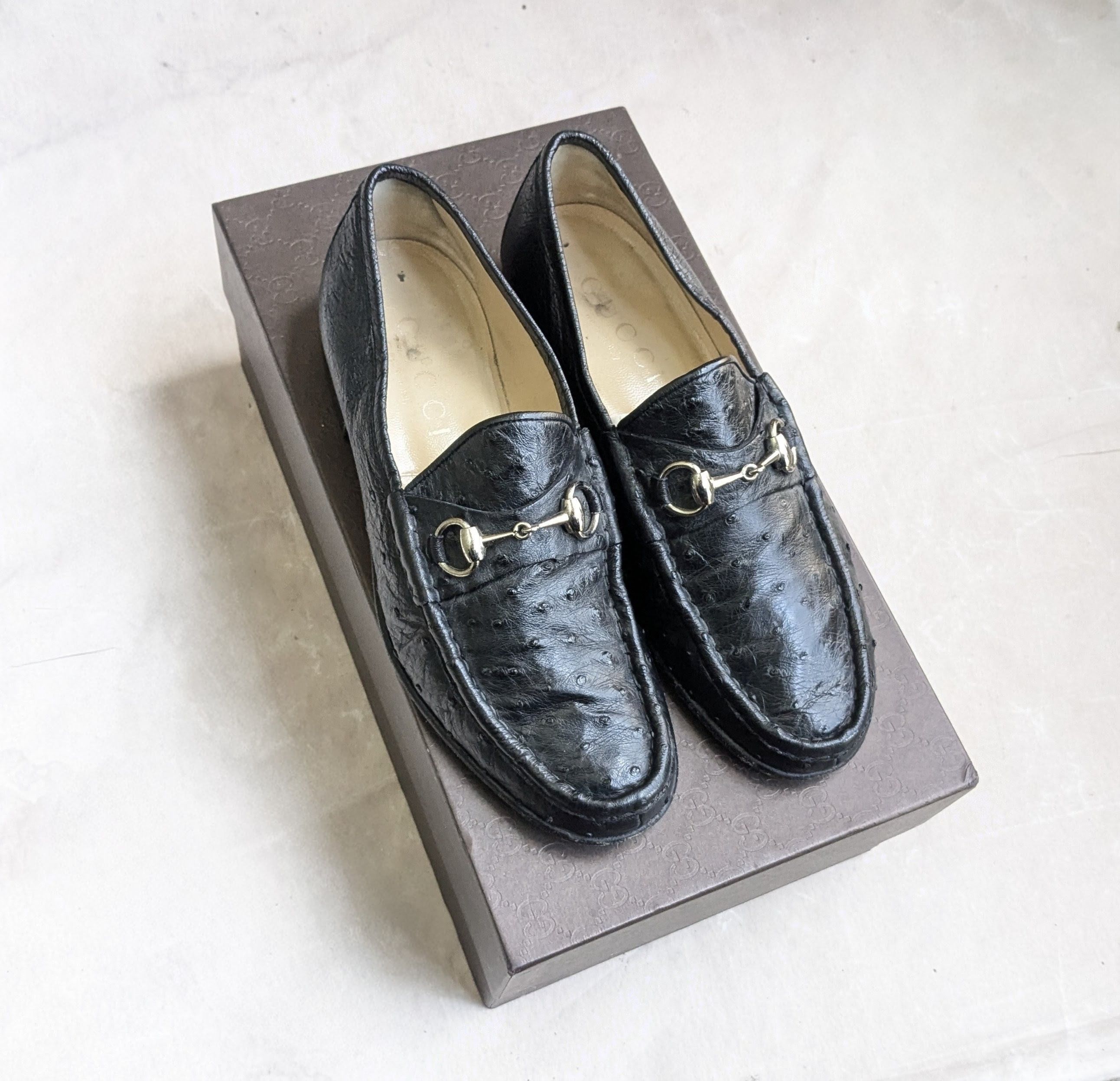 Gucci Gucci Horsebit Loafers Black Ostrich 8 D Leather Slip On Size US 8 / EU 41 - 1 Thumbnail