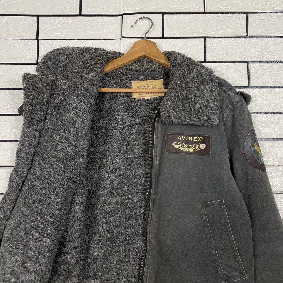 Avirex 🔥VINTAGE BIKER MILITARY JACKET AVIREX BIG LOGO BACKHIT USN Size US XL / EU 56 / 4 - 18 Thumbnail
