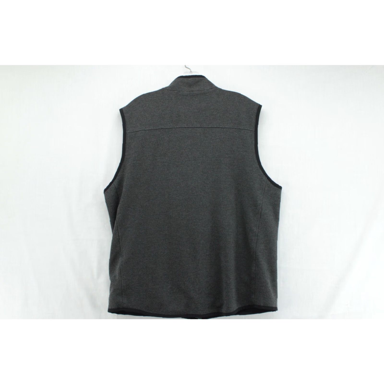 Mizzen+Main Mizzen+Main Bryant Vest Mens XL Gray Full Zip Performance Stretch Outdoors Vest Size US XL / EU 56 / 4 - 3 Thumbnail