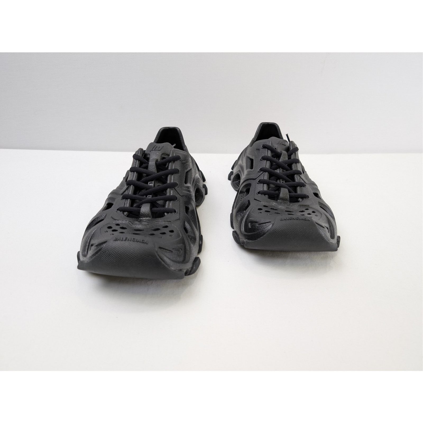 Balenciaga o1rshd1 Q:2 / HD Monocolor Mule Slipper Sandal in Black Size US 9 / EU 42 - 6 Thumbnail