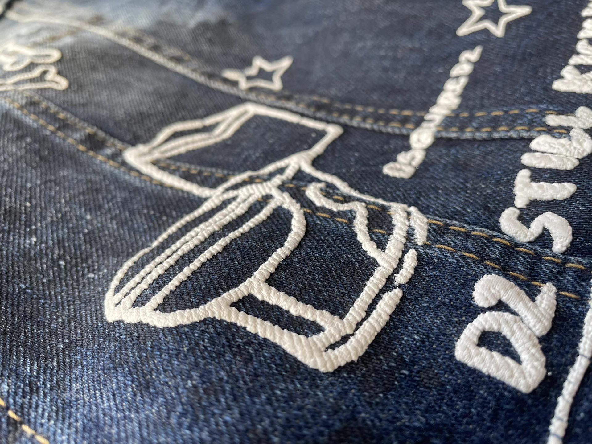 Dsquared2 DSquared2 (D2) Denim Jacket Q4 Size US L / EU 52-54 / 3 - 4 Thumbnail
