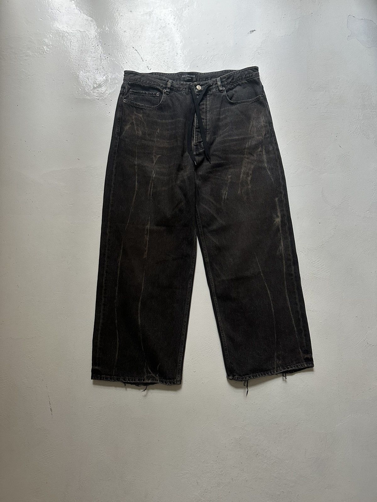 Balenciaga Distressed Medium loose fit Size US 33 - 2 Thumbnail