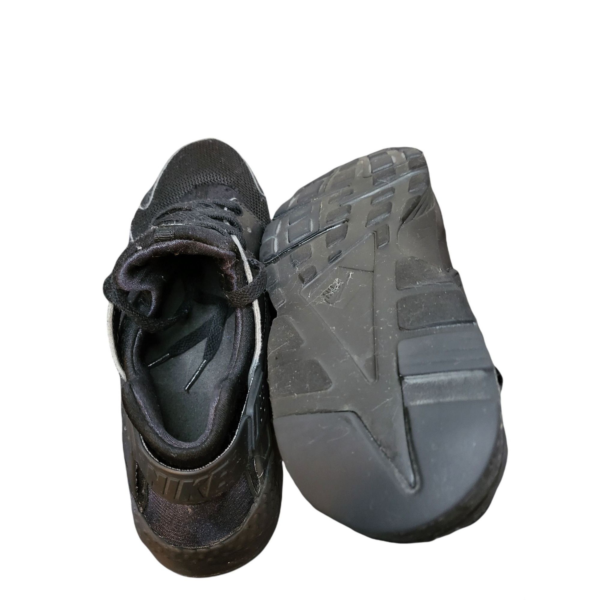 Nike Nike Huarache Run Sneakers Women Sz 7 Black Leather Running Size US 7 / IT 37 - 6 Thumbnail