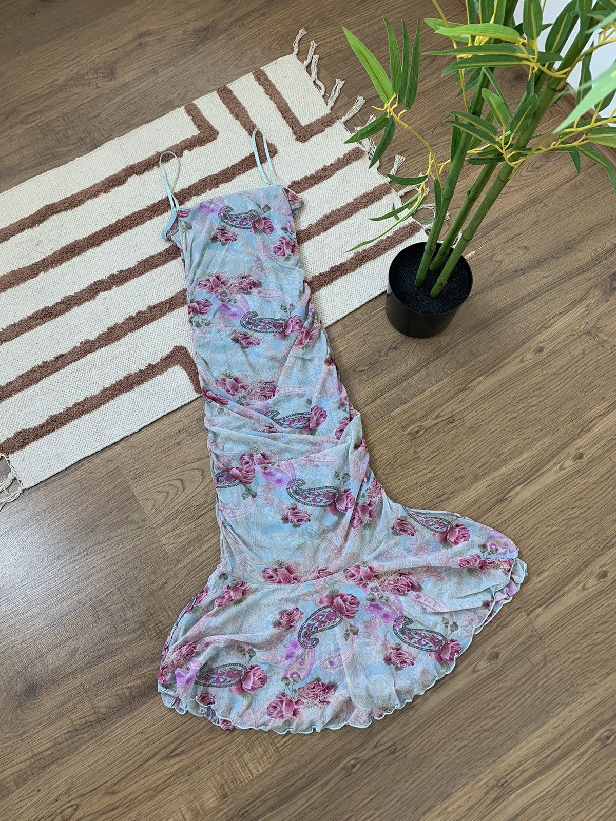 Guess VINTAGE GUESS JEANS MESH FLOWERS STYLE MAXI DRESS Size M / US 6-8 / IT 42-44 - 3 Thumbnail