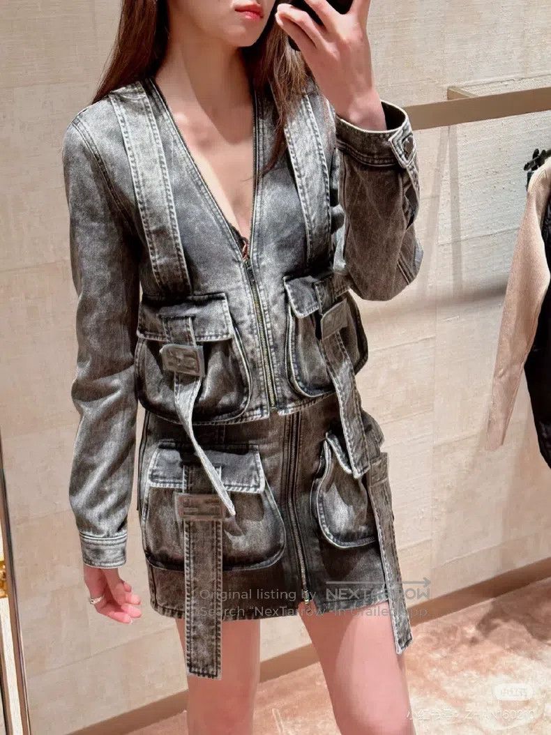 Fendi Fendi Runway style jacket, biker style, invisible zipper c Size XXS / US 00 / IT 34 - 1 Thumbnail