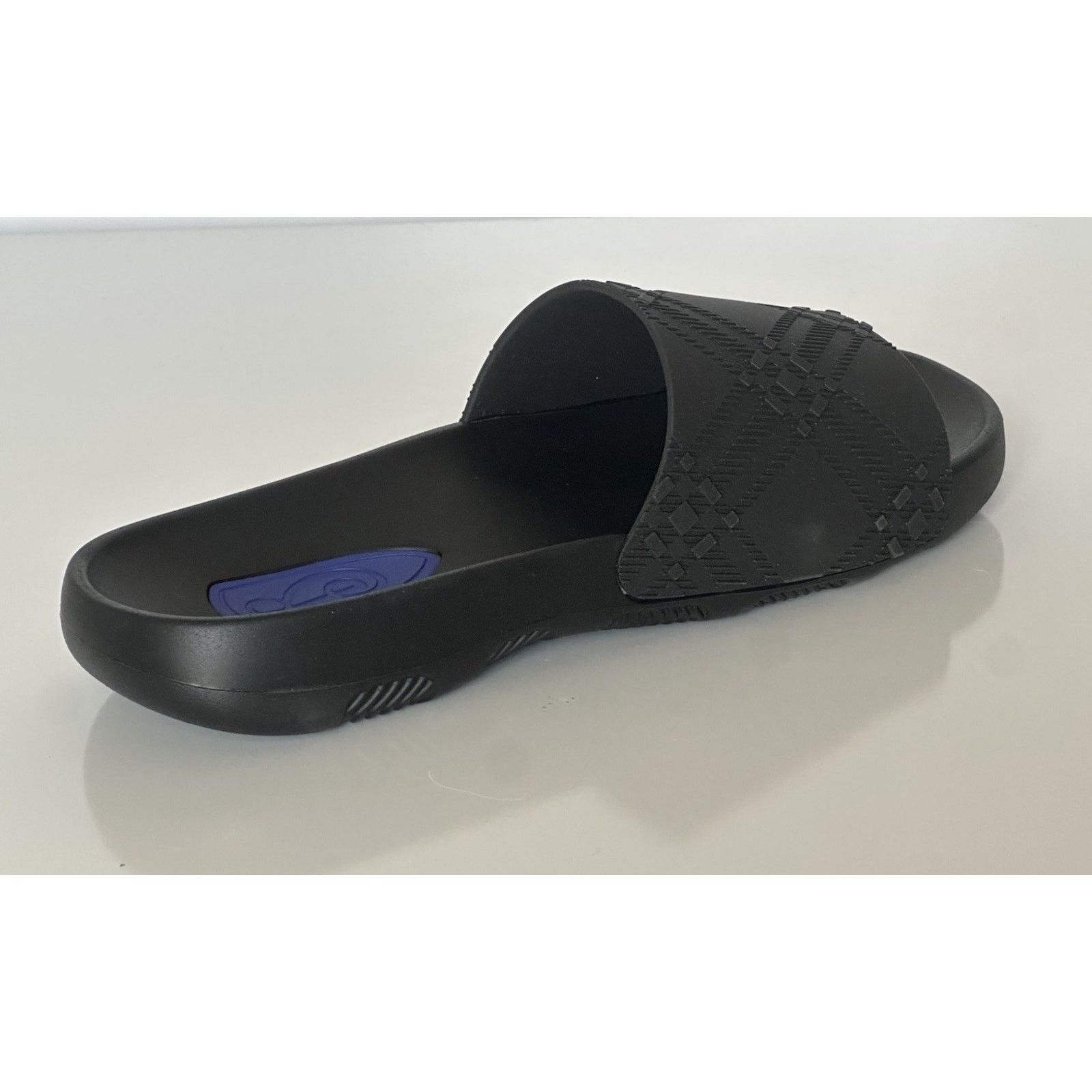 Burberry Burberry Dive Black Rubber Sandals 11 US (44 Euro) 8104718 Size US 11 / EU 44 - 3 Thumbnail