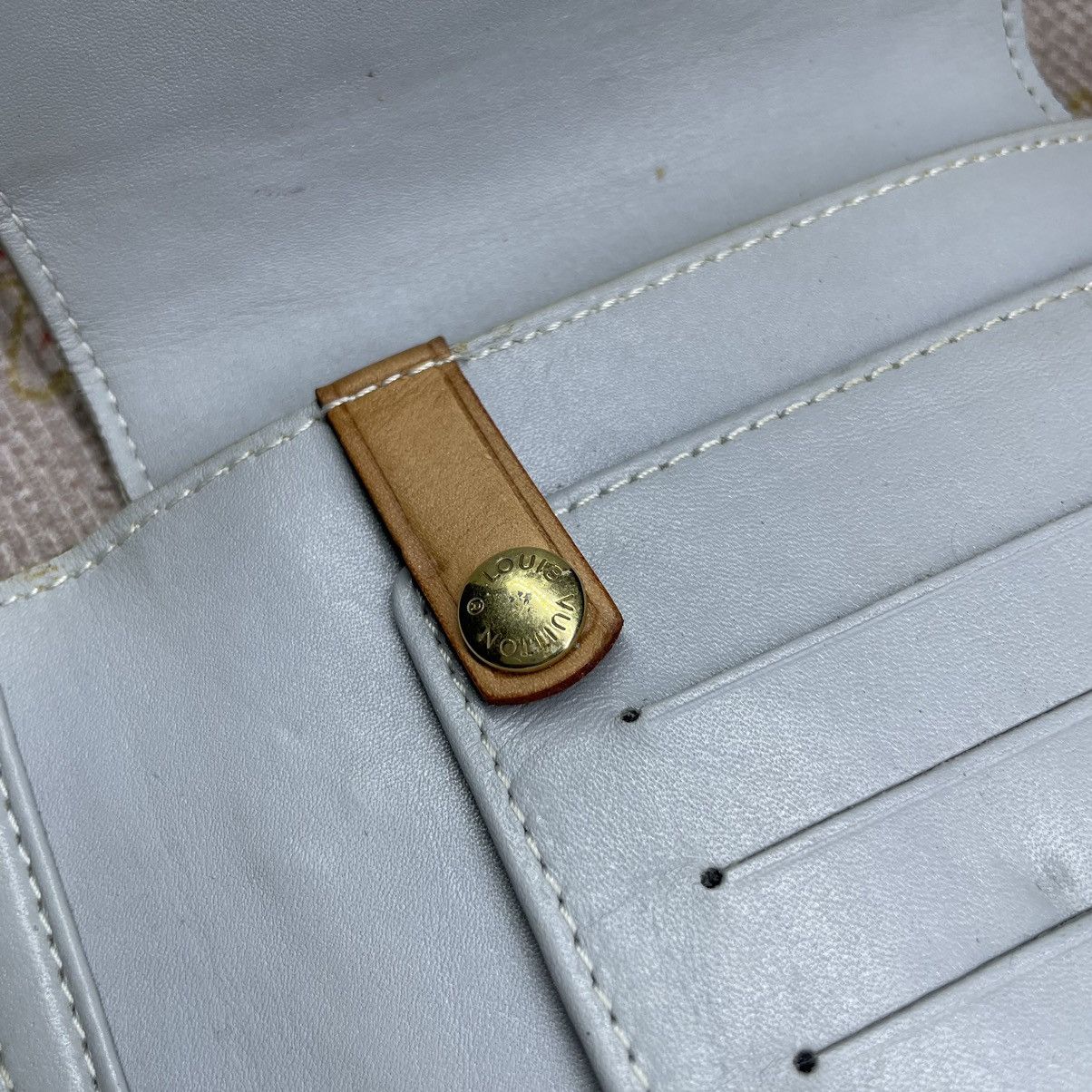 Louis Vuitton Louis Vuitton Vernis Wallet Size ONE SIZE - 14 Thumbnail