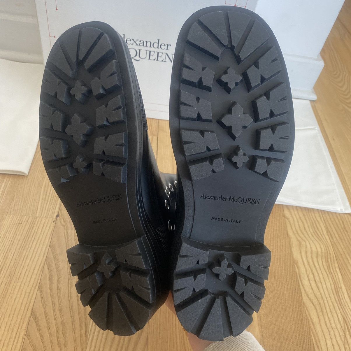 Alexander McQueen Alexander McQueen Studded Combat Chelsea Boots Moto 45 Size US 12 / EU 45 - 9 Thumbnail