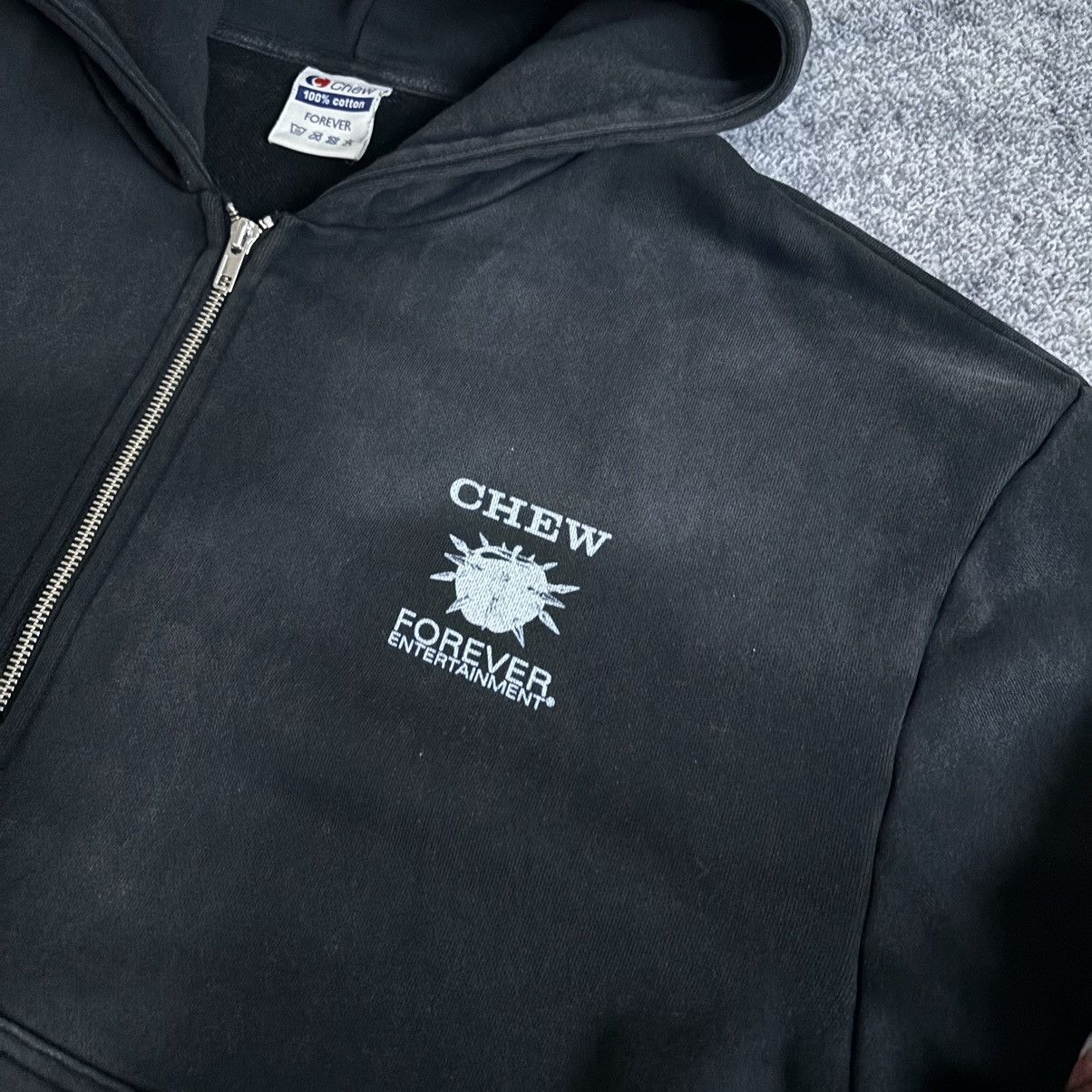 Chew Forever Chew forever zip-up hoodie Size US XL / EU 56 / 4 - 5 Thumbnail