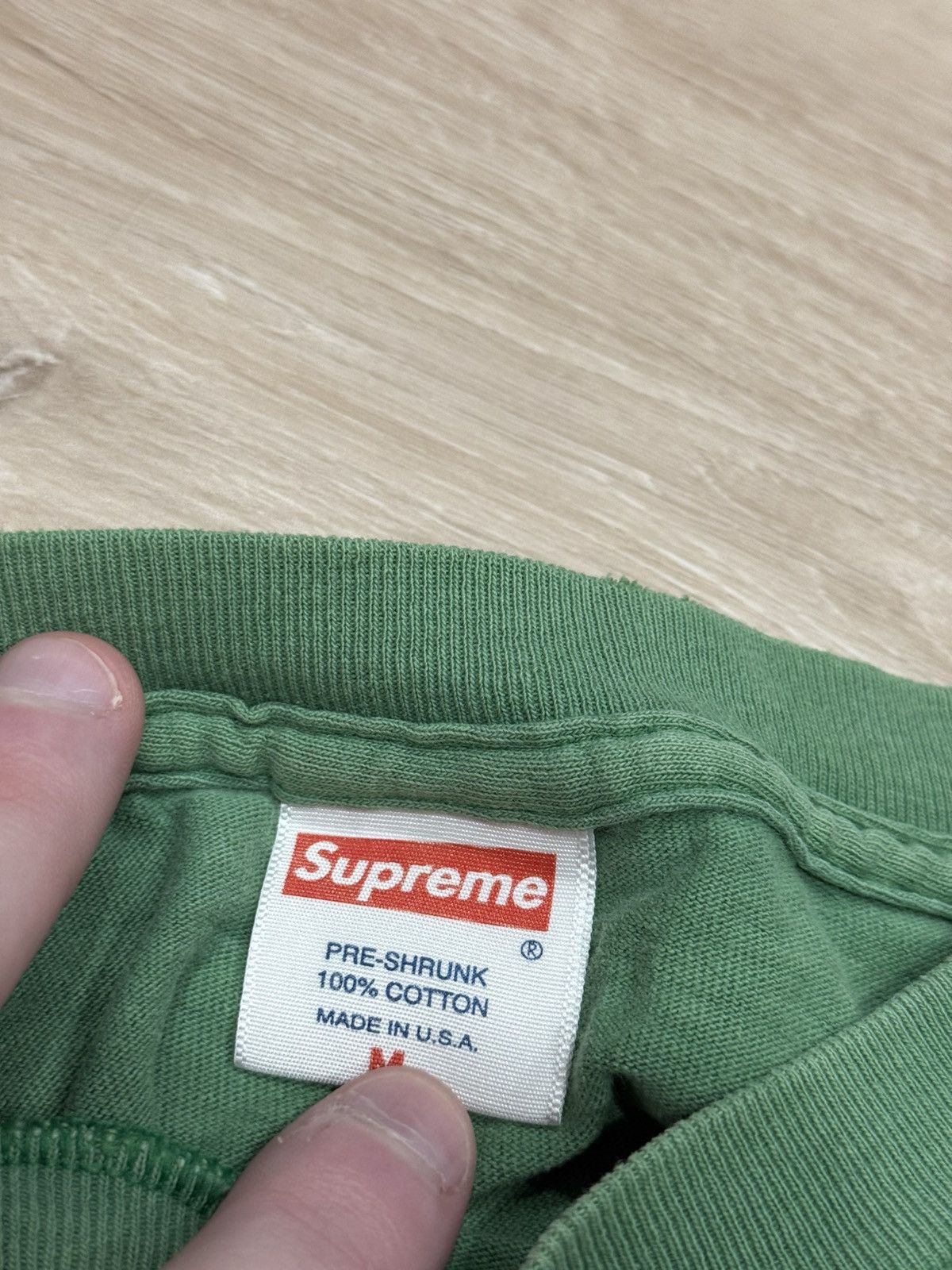 Supreme Supreme 2003 Kelly Green Box Logo Tee Size US M / EU 48-50 / 2 - 9 Thumbnail